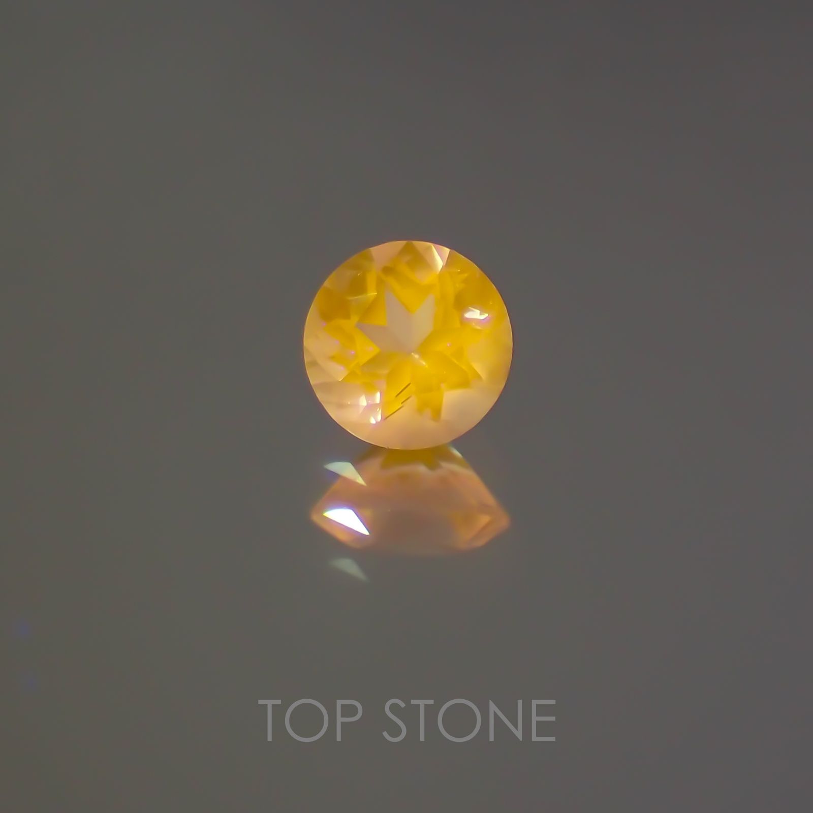 パープルスキャポライト(マリアライト) スリランカ産 ルース 0.13ct[21049568]3.5×3.5mm前後
