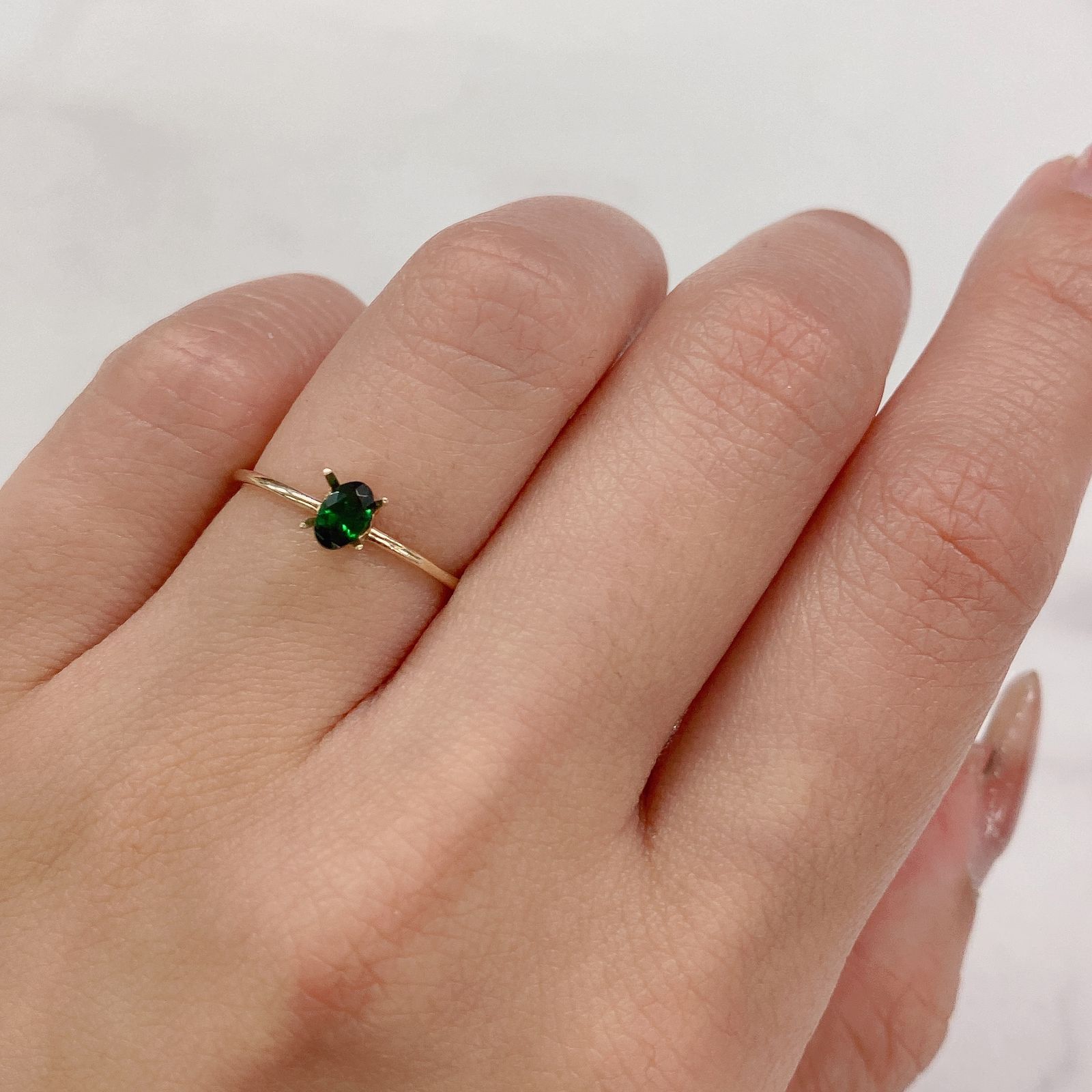 ツァボライト(宝石名グリーン グロッシュラー・ガーネット) タンザニア産 0.23ct 識別済[20095722]4.8×3mm前後