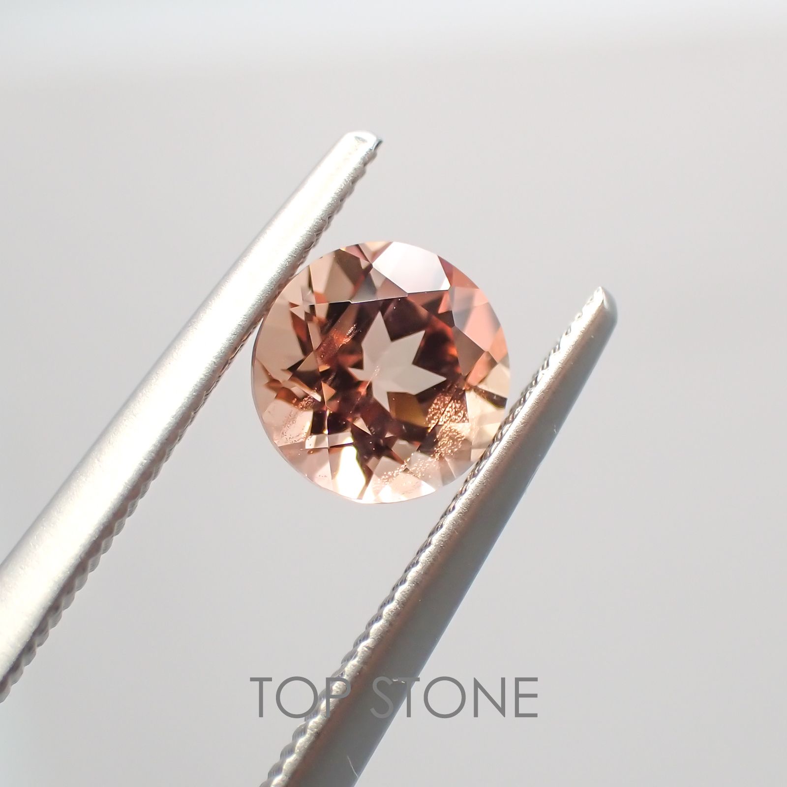 オレゴンサンストーン アメリカ産 ルース 0.78ct[210410389]6.1×6mm前後