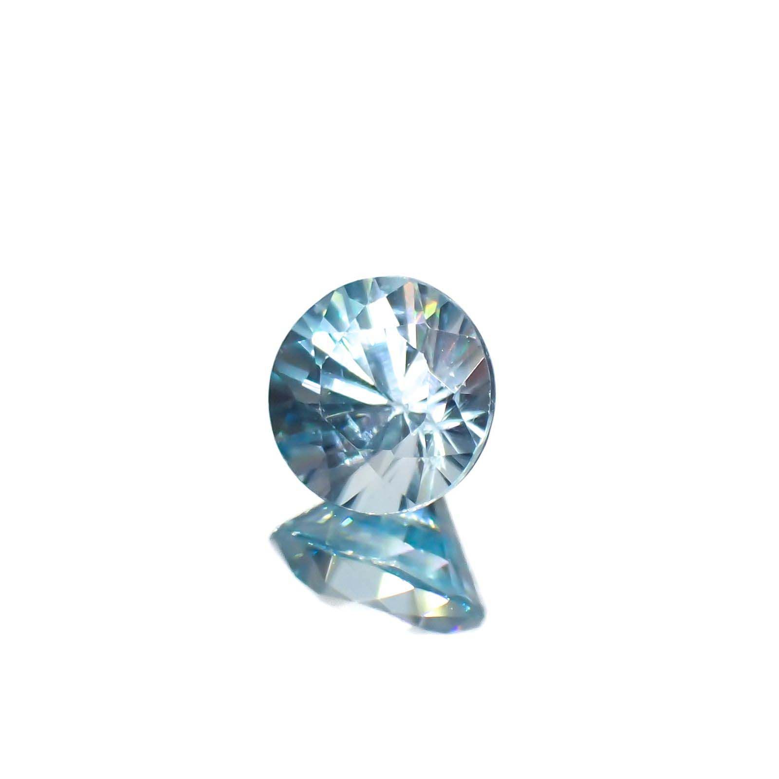 アイスブルージルコン カンボジア産 0.78ct[221018653]5.1x5.1mm前後