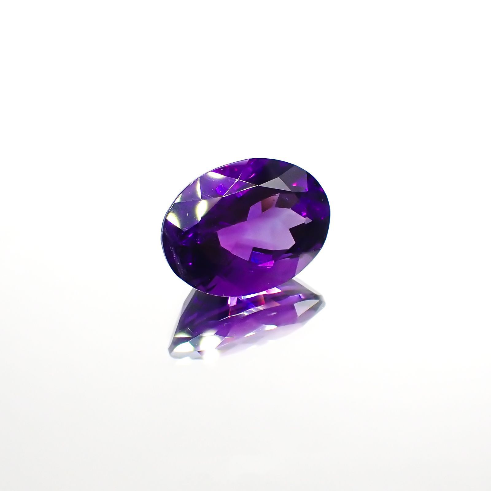 カラーシフトアメジスト(宝石名アメシスト)ブラジル/ウルグアイ産 8.92ct 識別済[220113953]16x11.9mm前後