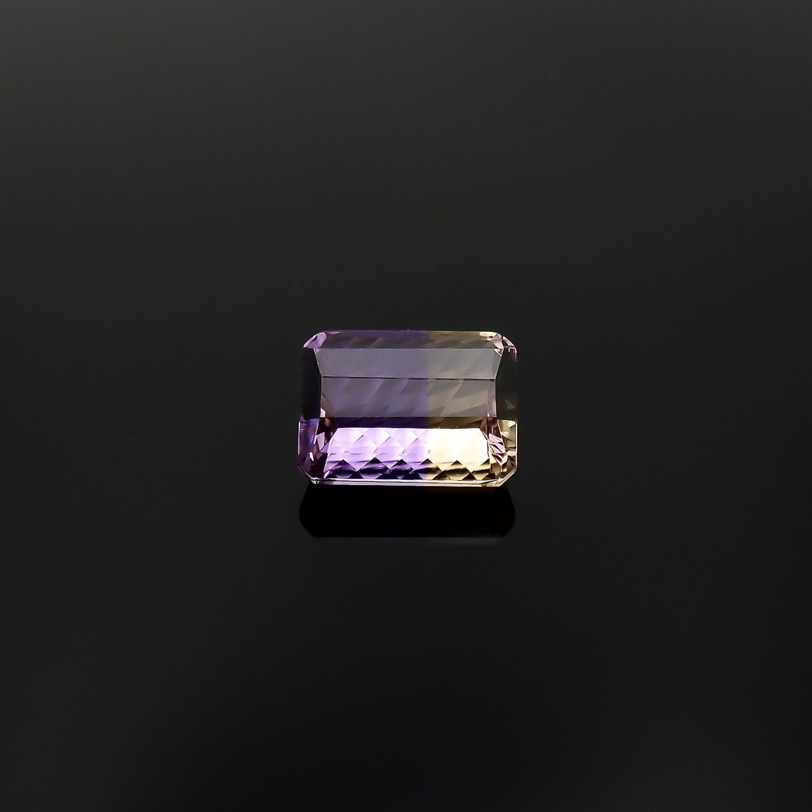 ◇カスタムカット◇アメトリン ブラジル/ボリビア産 1.66ct / 8x6.1mm前後 [260632319]