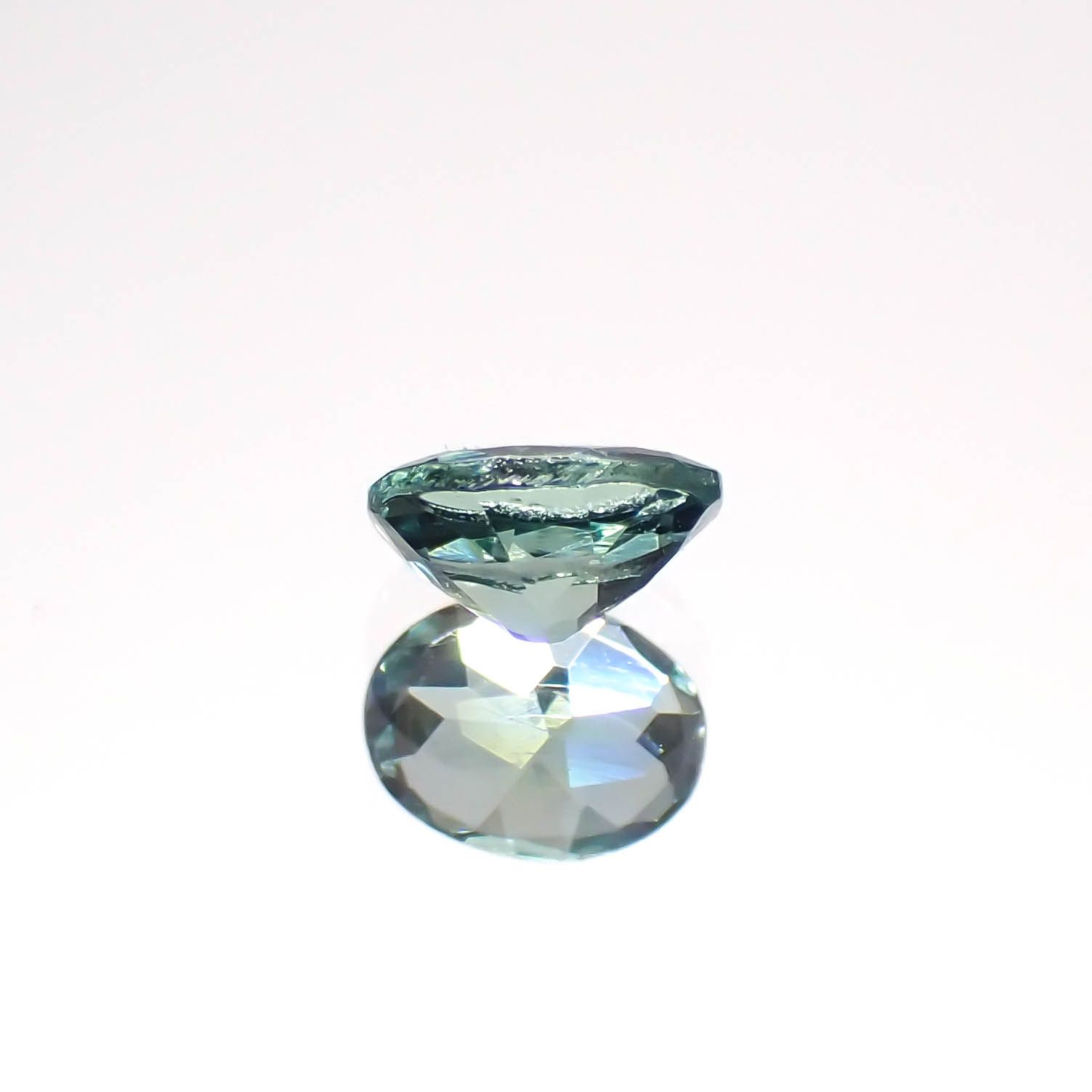 ブルーグリーンコーネルピン タンザニア産 0.17ct[230722849]4x3mm前後