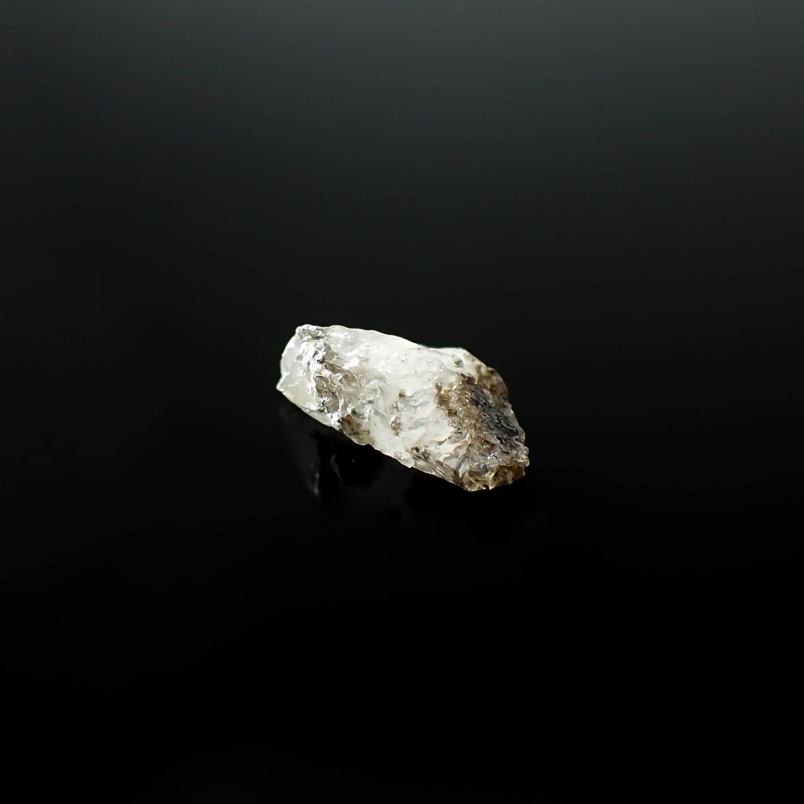 フェナカイト 原石 ロシア産 2.52ct [250730806]13x8.6mm前後
