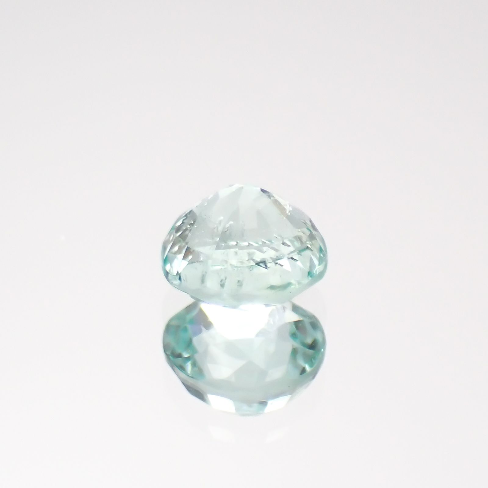 パステルカラーエメラルド コロンビア産 0.35ct[230421727]4.4x4.4mm前後