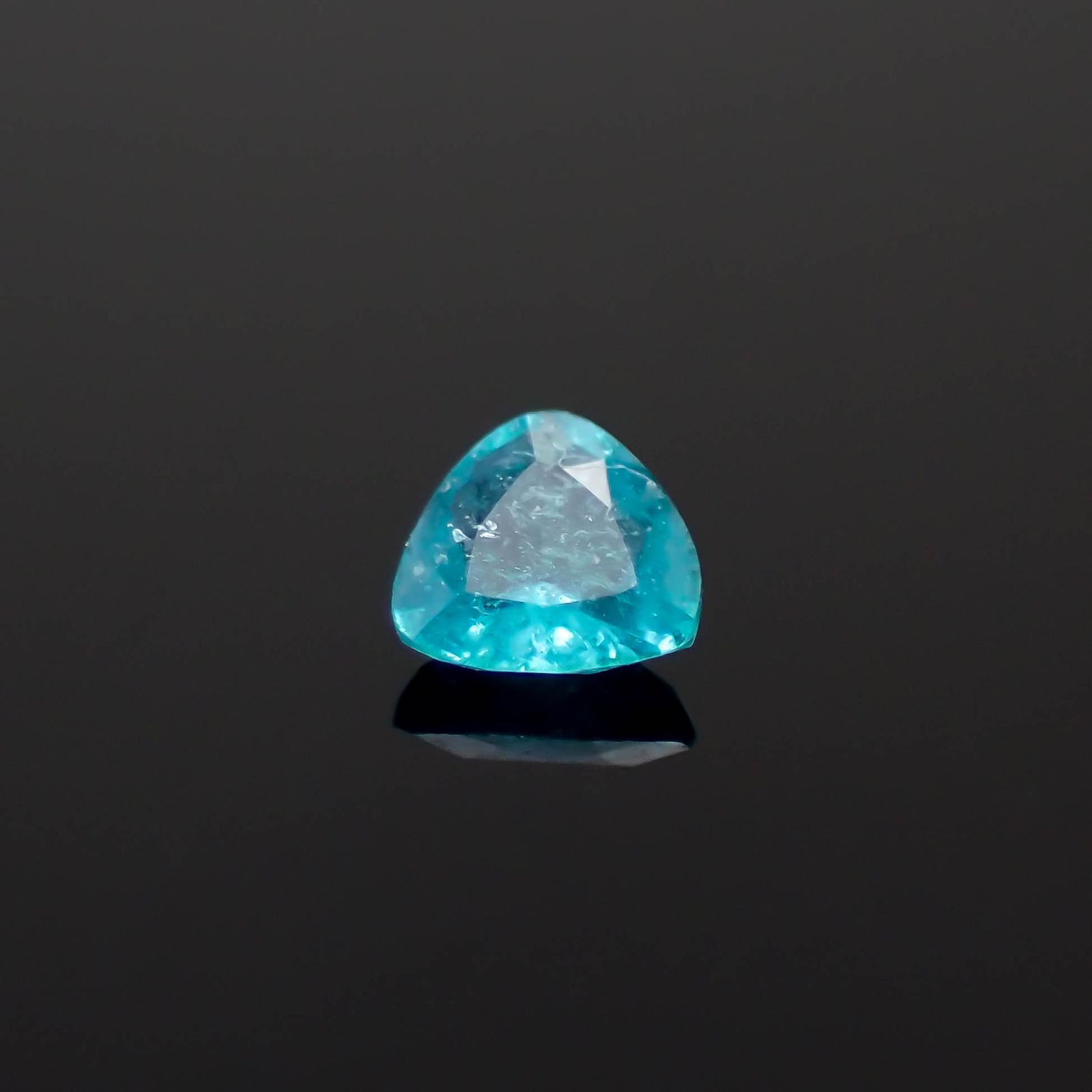 パライバトルマリン ブラジル・パライバ州バターリャ鉱山産 0.068ct[231225248]2.8x2.8mm前後