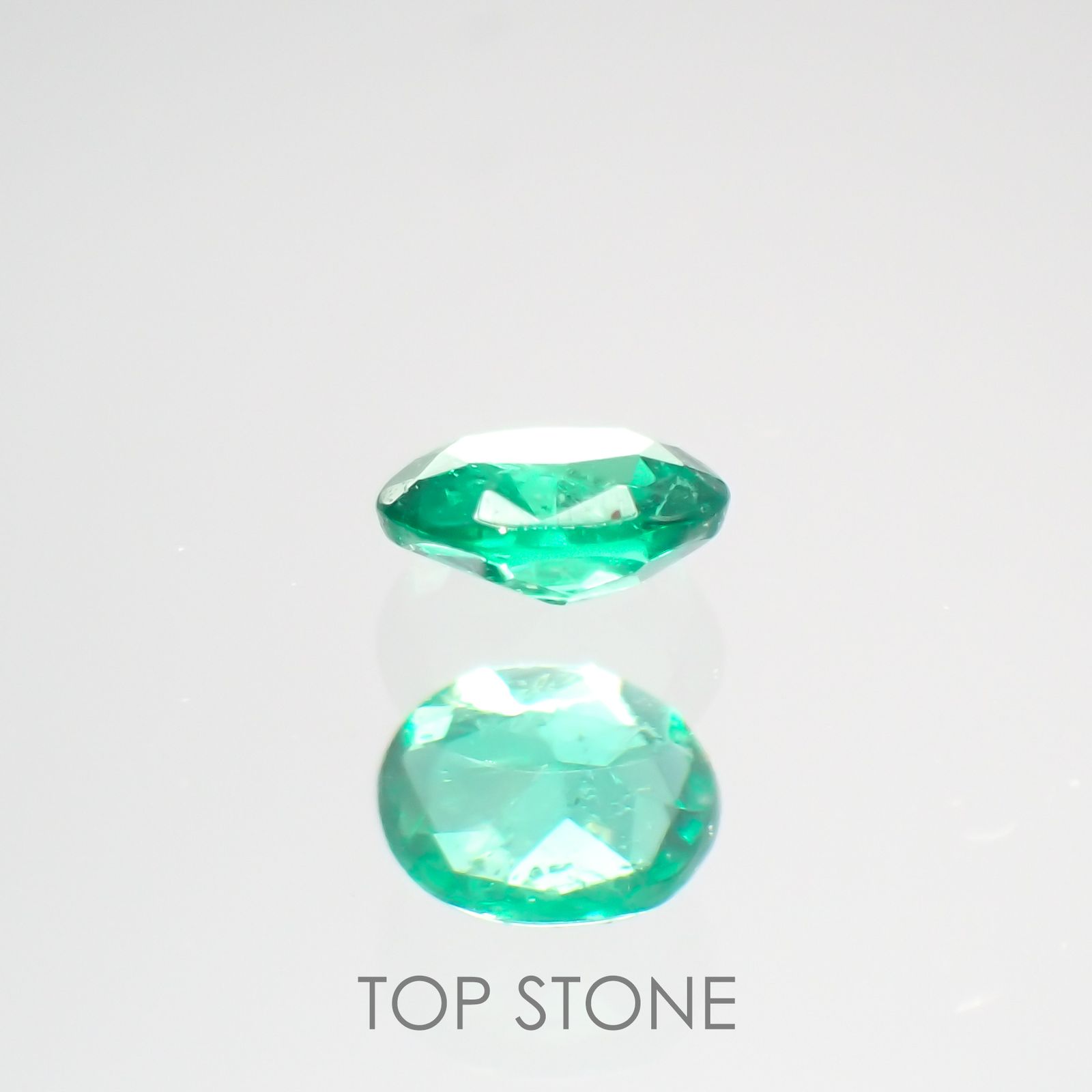 エメラルド コロンビア産 ルース 0.05ct[201812828]2.8×2.4mm前後