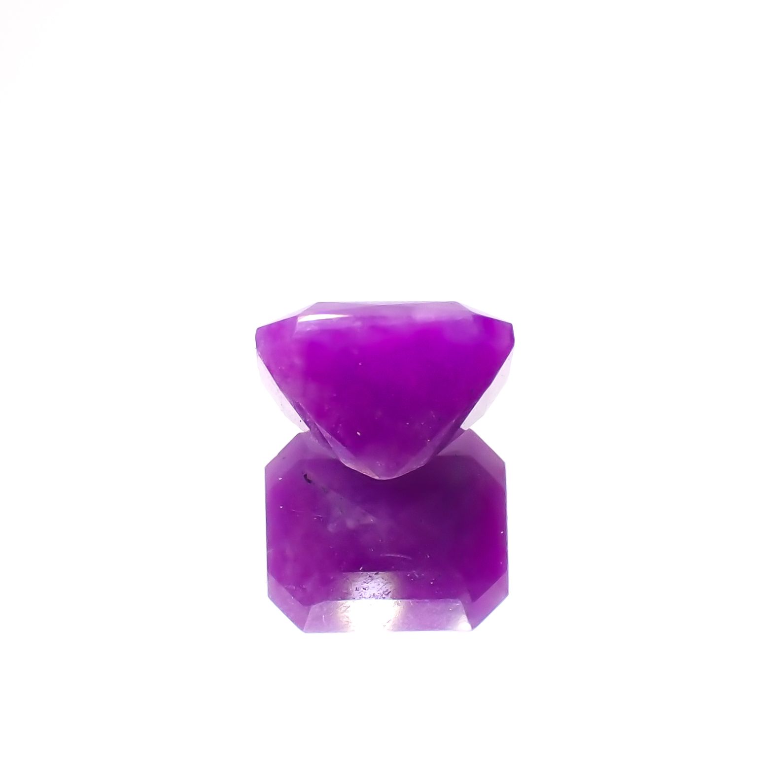 スギライト 南アフリカ産 1.51ct[230421782]7.3x6.1mm前後
