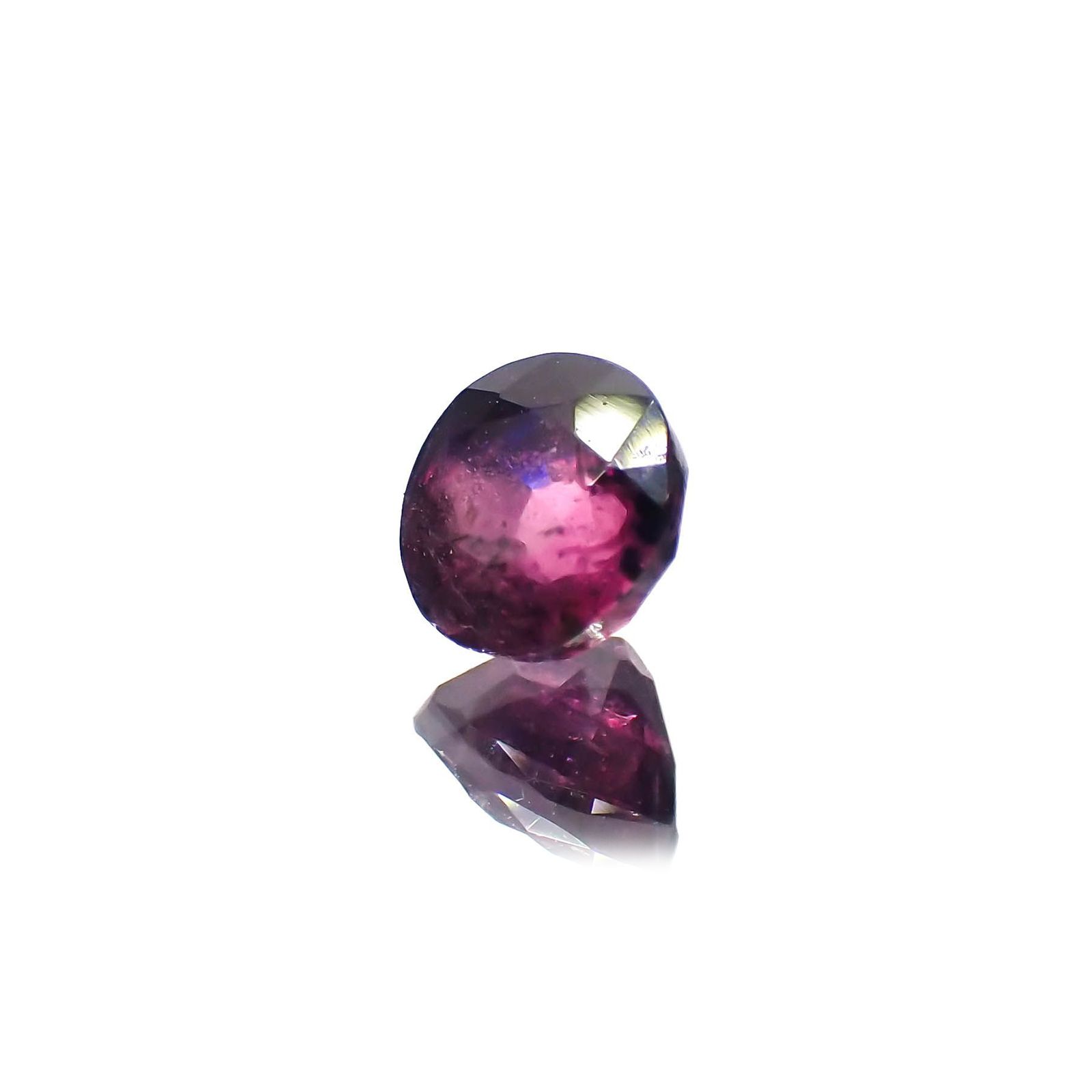 ウィンザーサファイア タンザニア・ウィンザー産 0.68ct[221219590]4.8x4.7mm前後