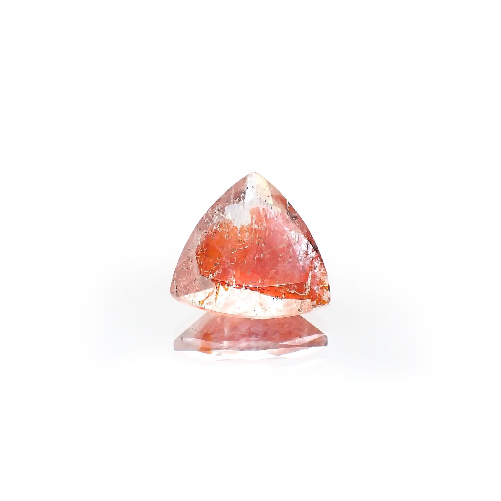 オーロラクォーツ ブラジル・ミナスジェライス産 7.99ct / 15.2x15.8mm前後 [220114370]