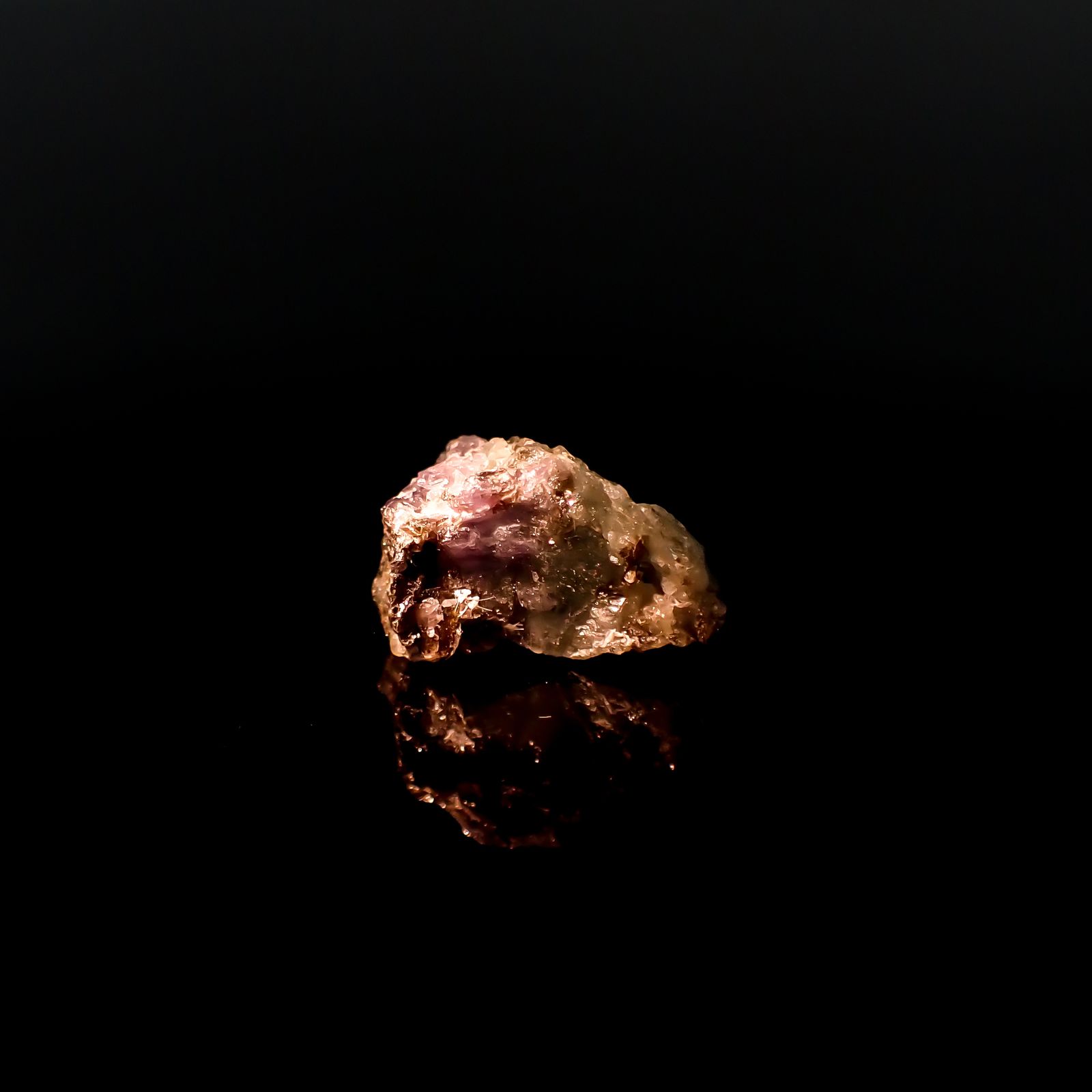 アレキサンドライト 原石 ロシア産 9.29ct[240427018]15.7x10.2mm前後