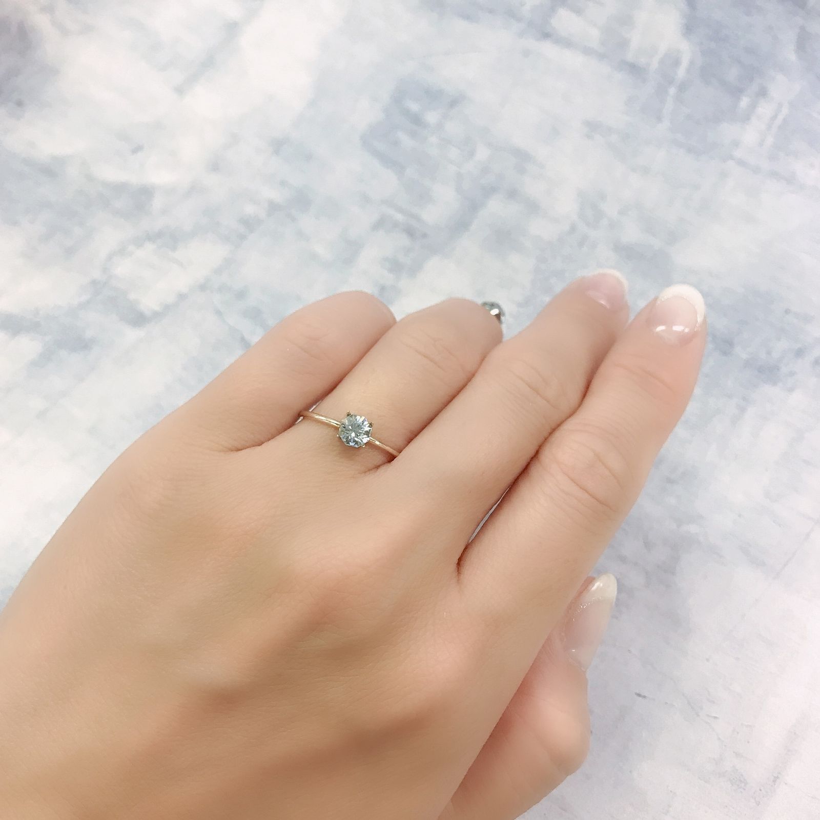 ◇オクタゴンカット◇アイスブルージルコン(宝石名ジルコン)カンボジア産 0.77ct 識別済[220716829]4.8x4.8mm前後