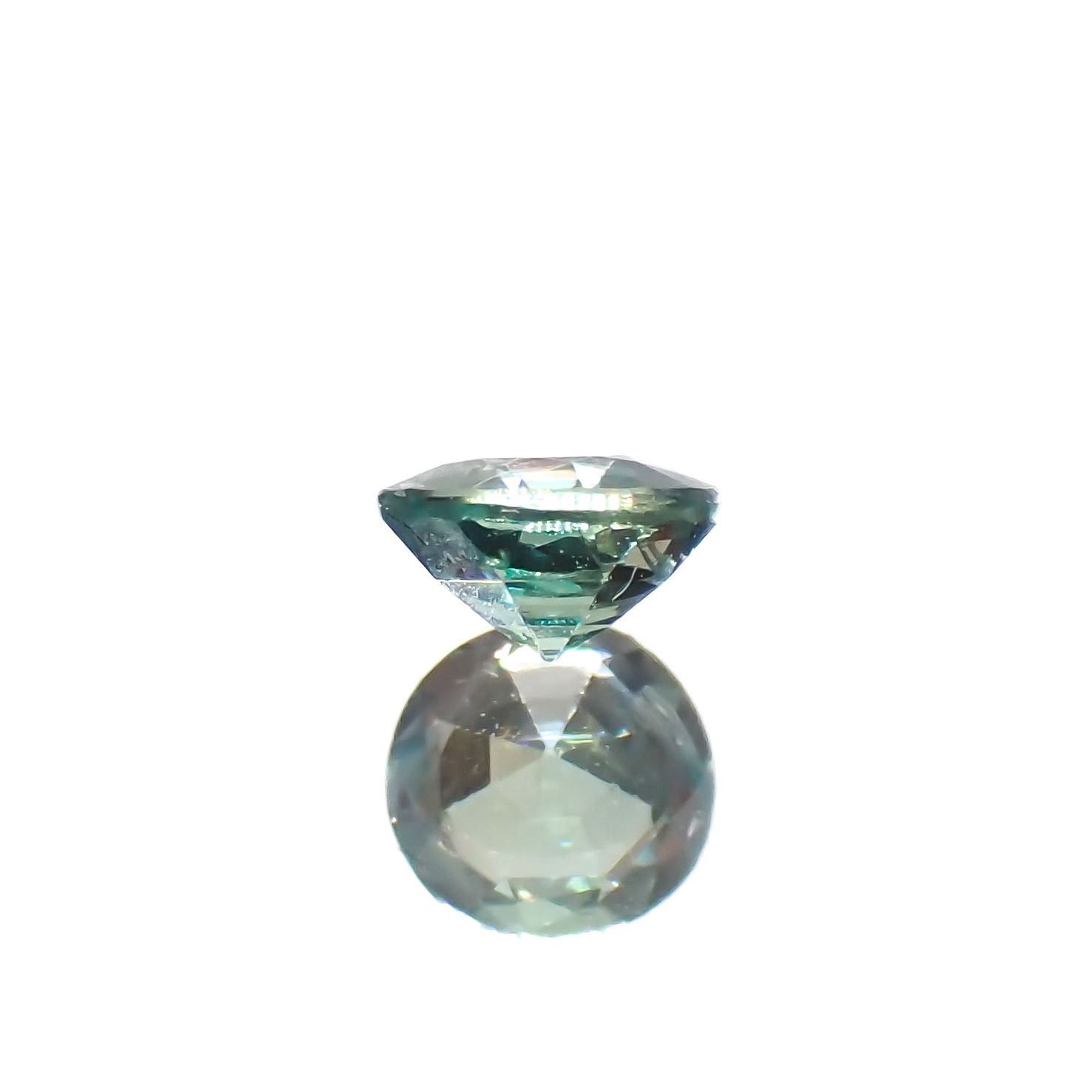 アレキサンドライト ブラジル産/EmeraldMains社製 0.18ct[240427158]3.4x3.4mm前後