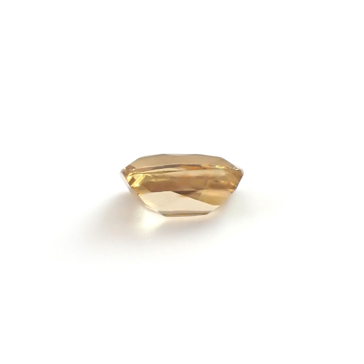 イエロージルコン スリランカ/カンボジア産 2.28ct / 8x6mm前後 [260932969]