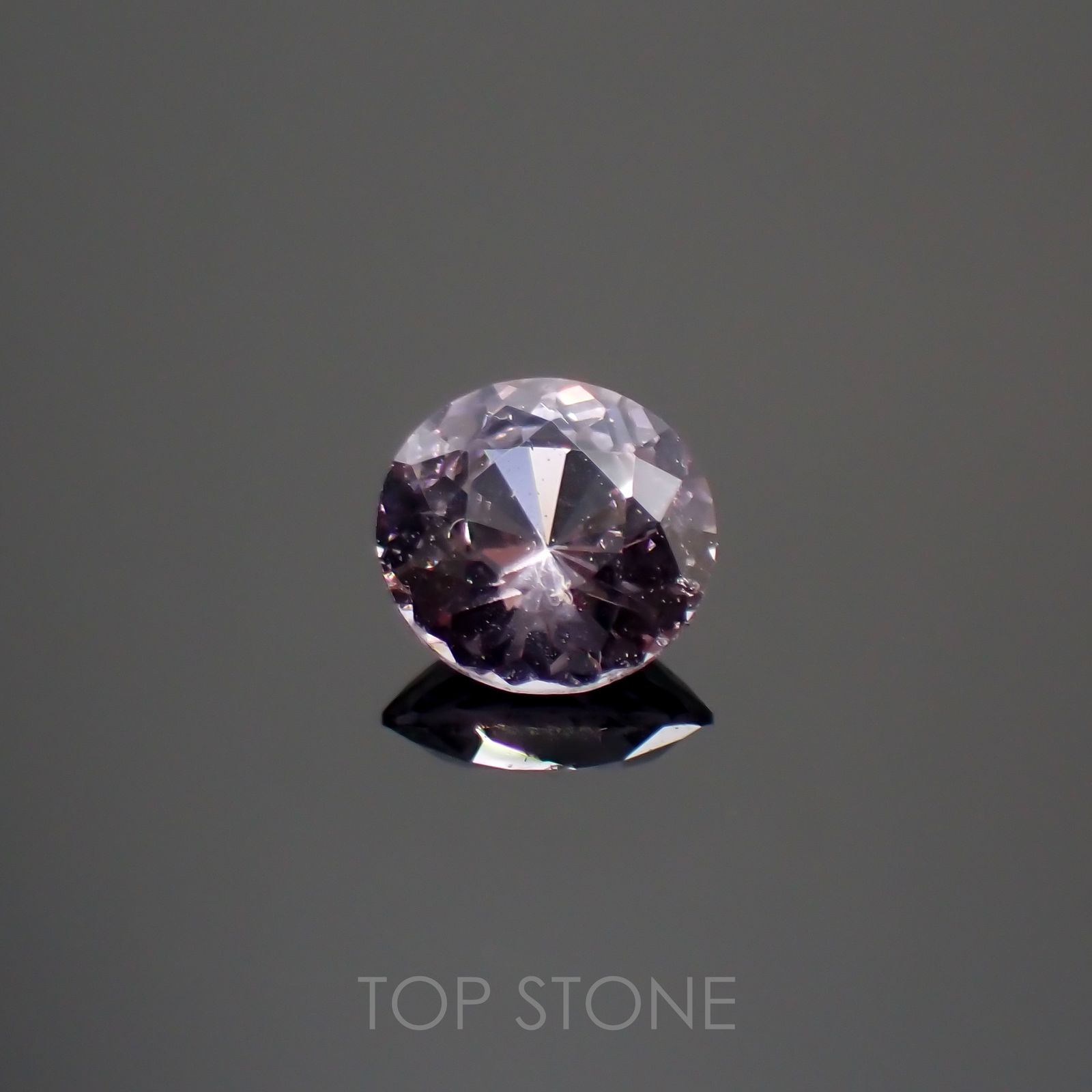 バイオレットスピネル(宝石名スピネル)ビルマ/マダガスカル産 0.42ct 識別済[220114564]4.6x4.6mm前後