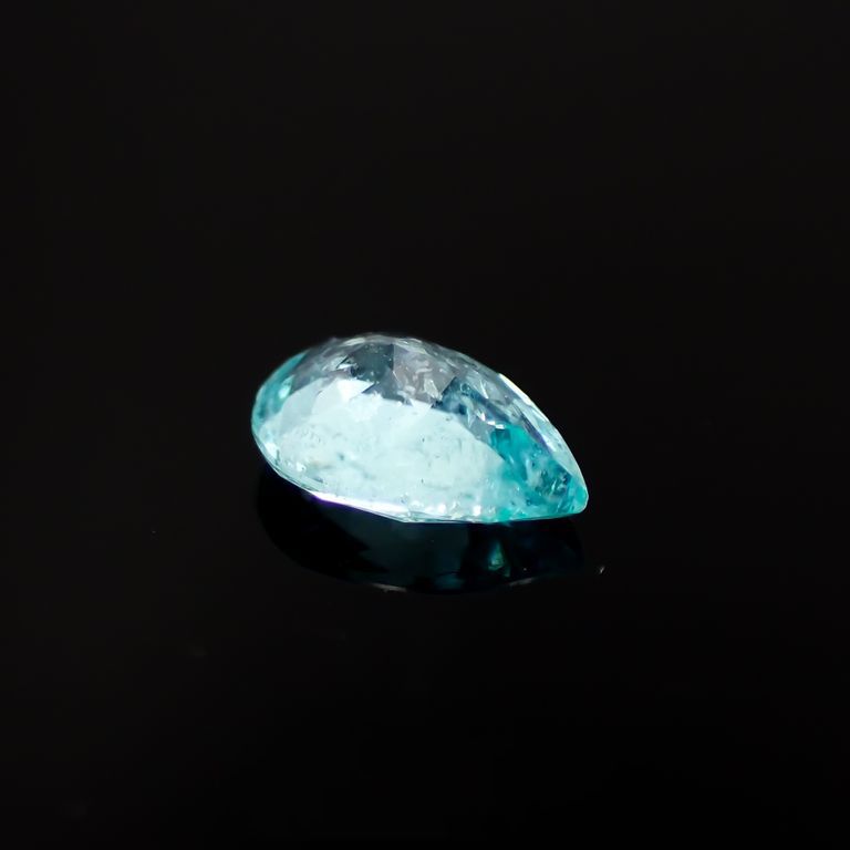 パライバトルマリン ブラジル産 0.24ct[221018838]5.3x3.6mm前後