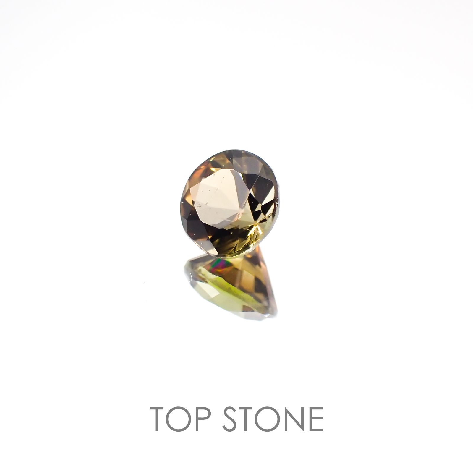 バイカラーアンダリュサイト スリランカ産 ルース 0.52ct[20117459]5×4.9mm前後
