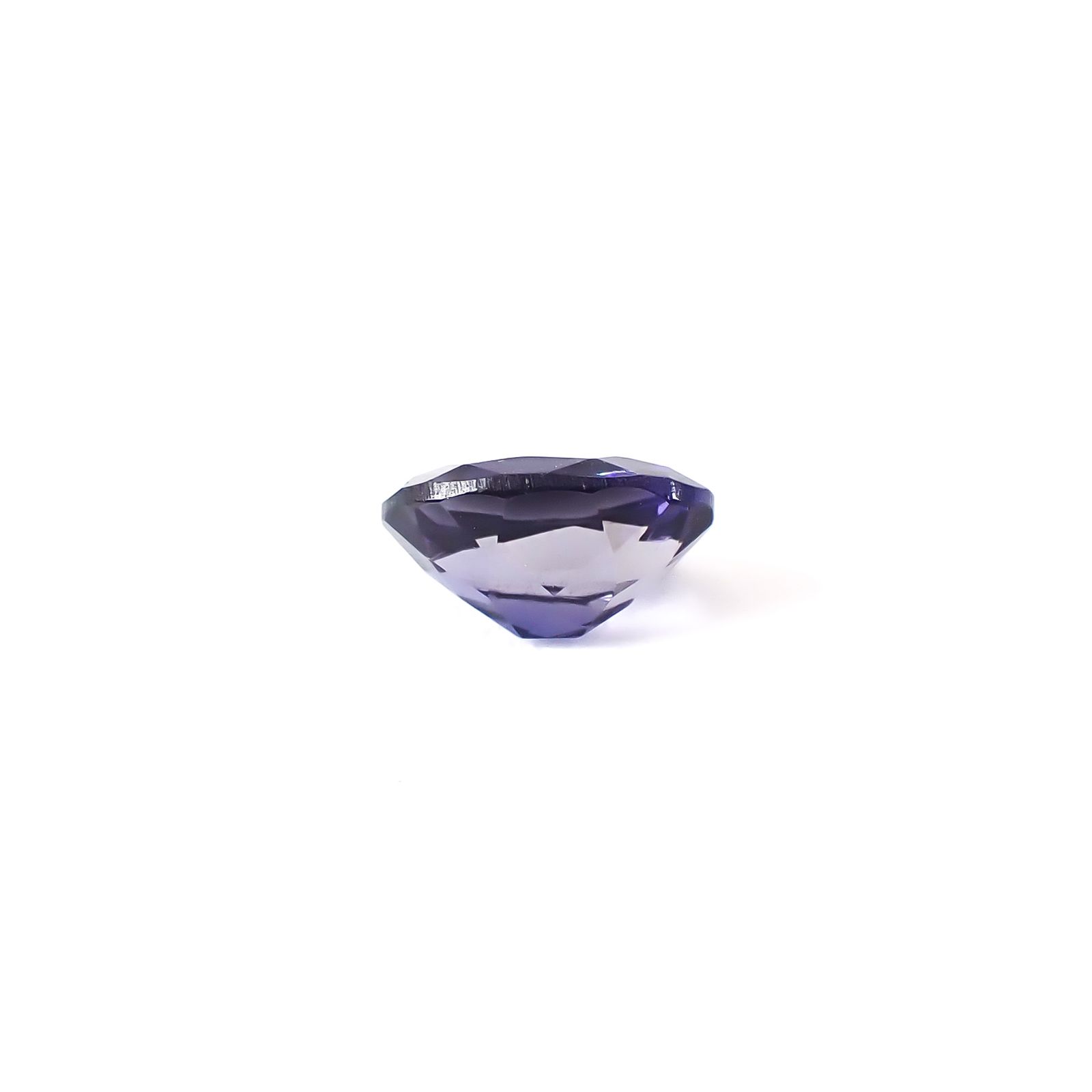 アイオライト タンザニア産 1.13ct / 8.1x6.2mm前後 [260231748]