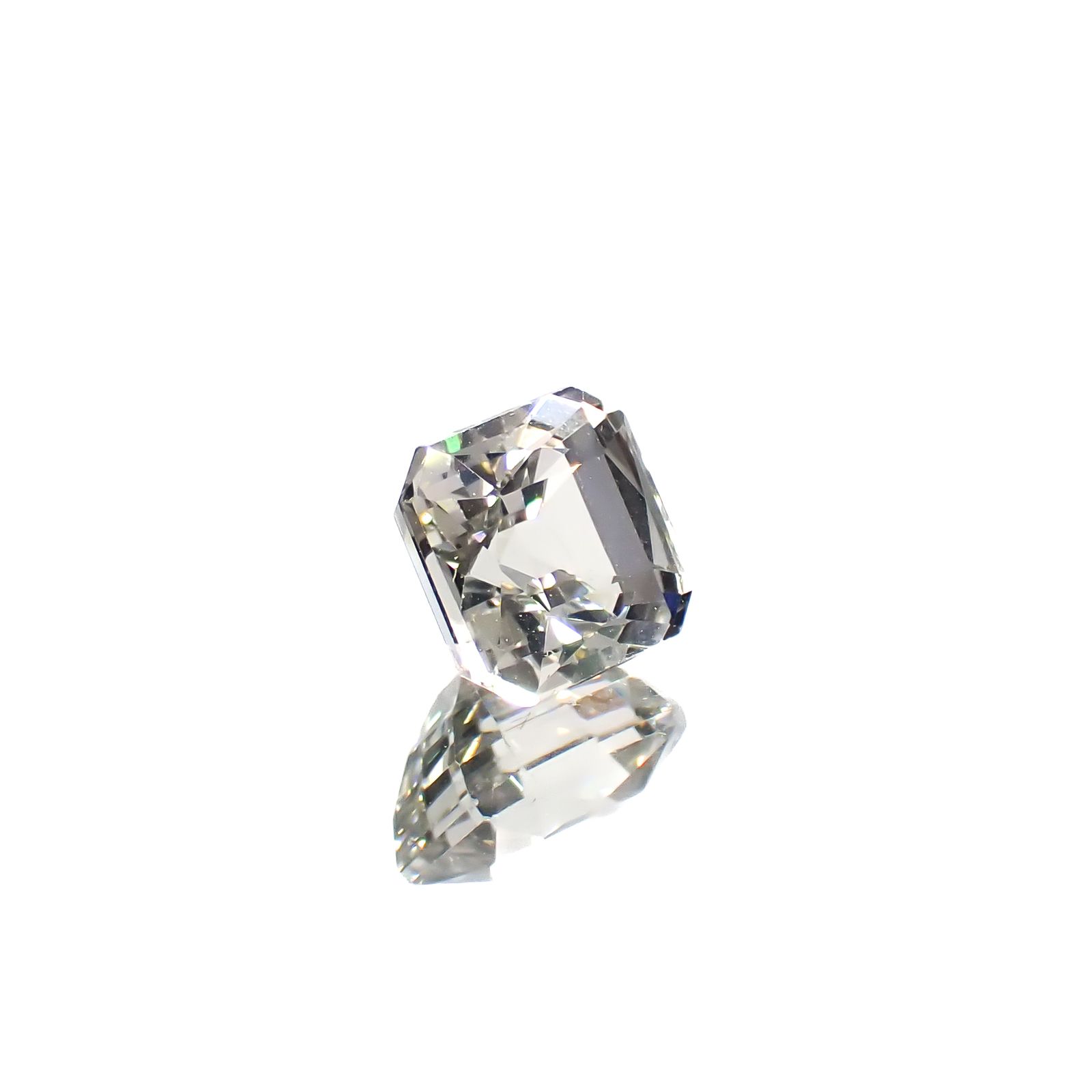 シルバーアパタイト フルオレッセンス アフリカ産 1.37ct[240928961]5.9x5.9mm前後