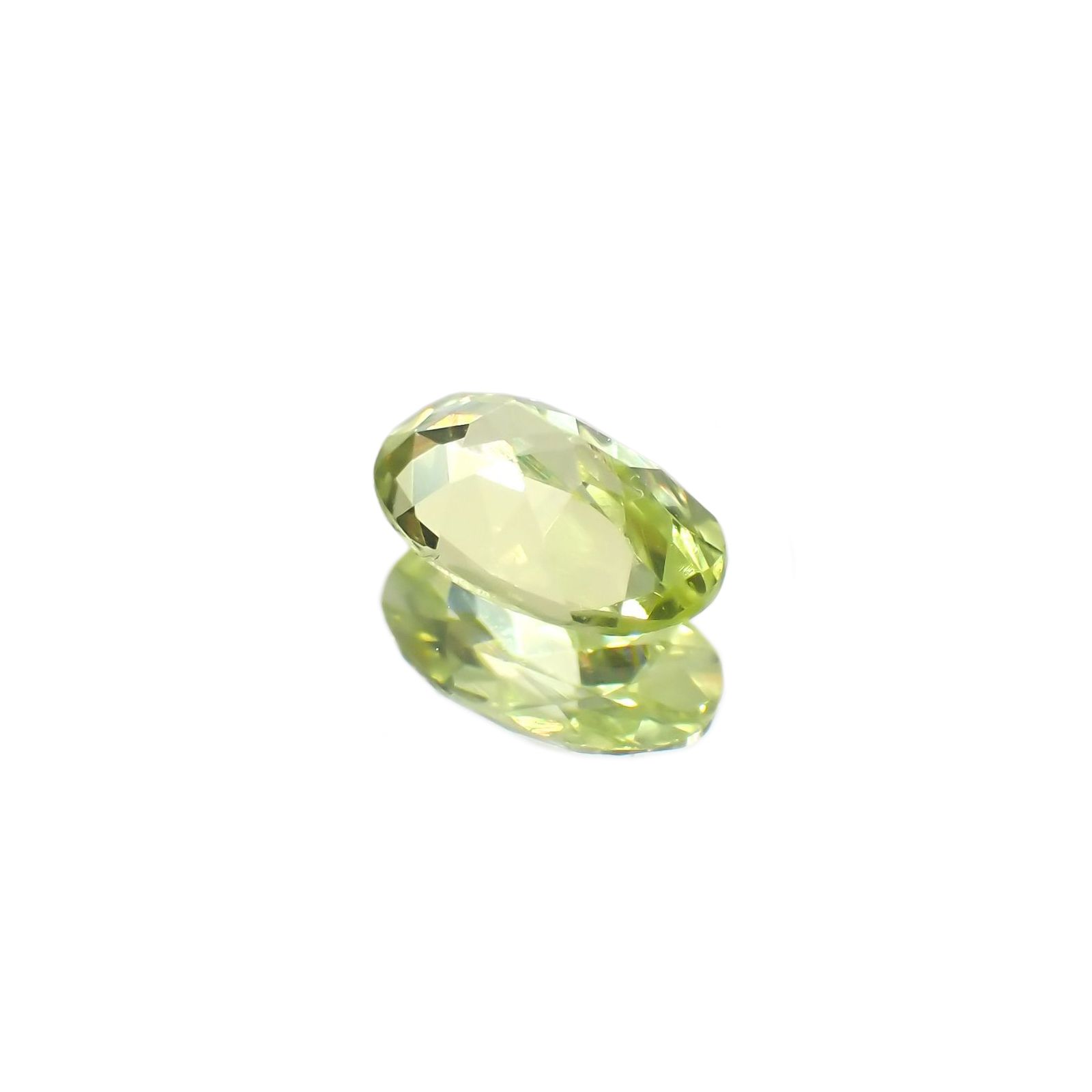パロットクリソベリル(宝石名クリソベリル)インド産 0.38ct 識別済[220114523]5.7x3.5mm前後