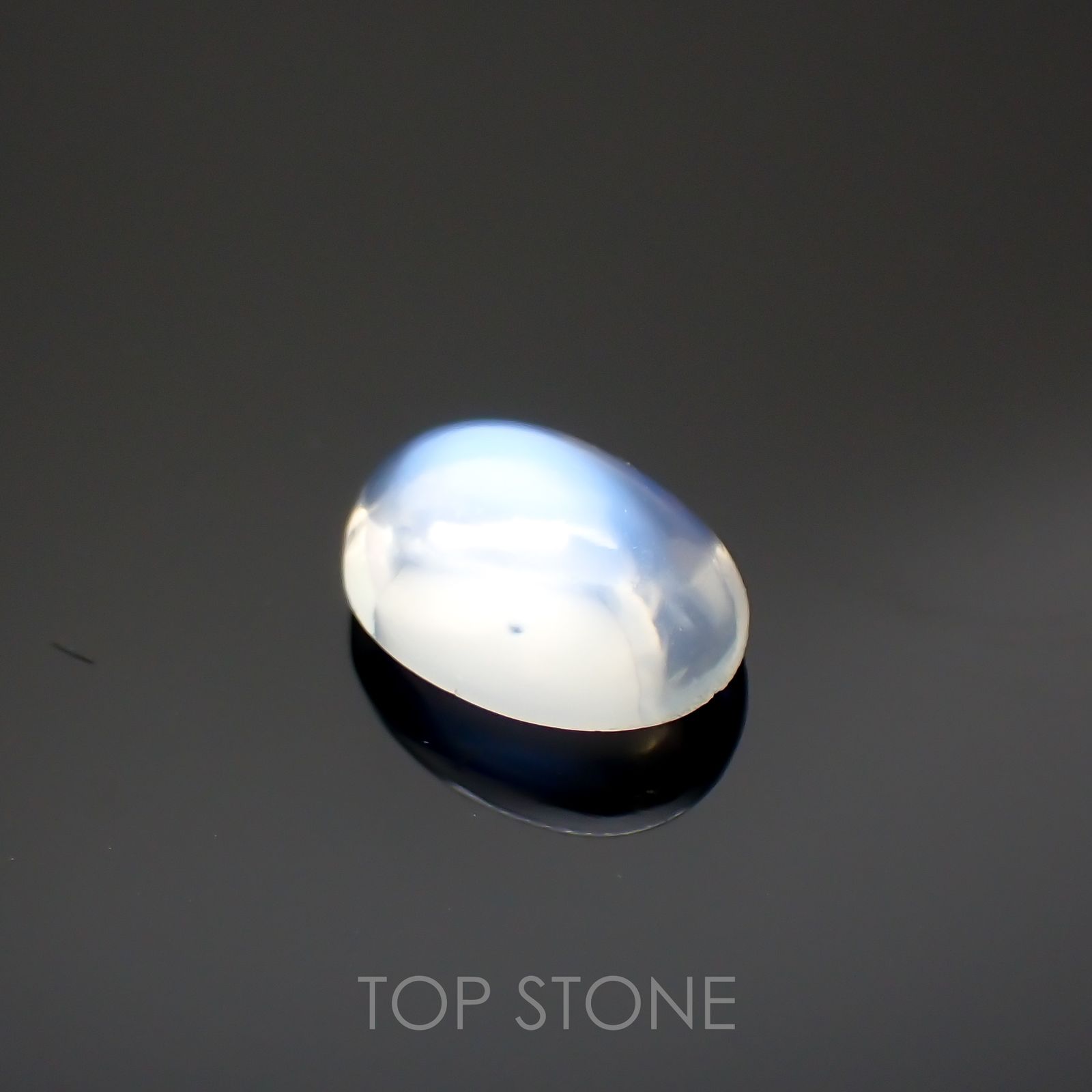 ムーンストーン(宝石名ムーンストーン) インド/スリランカ産 1.21ct 識別済[210812754]7.9×5.9mm前後