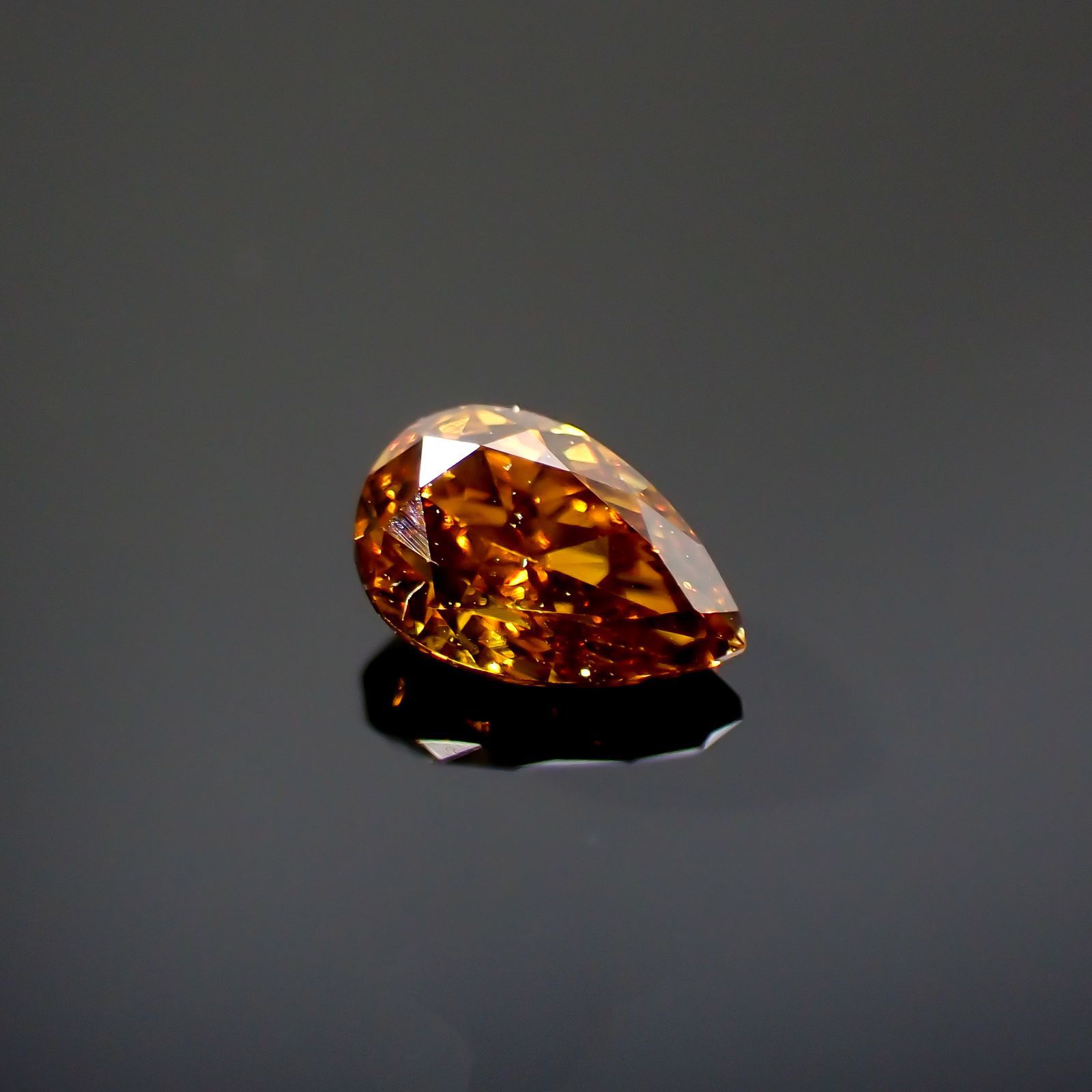 オレンジダイヤモンド SI-1 / FANCY DEEP YELLOW ORANGE(宝石名ダイアモンド) 0.180ct ソ付(CGL)[220115147]4.37x2.87mm前後