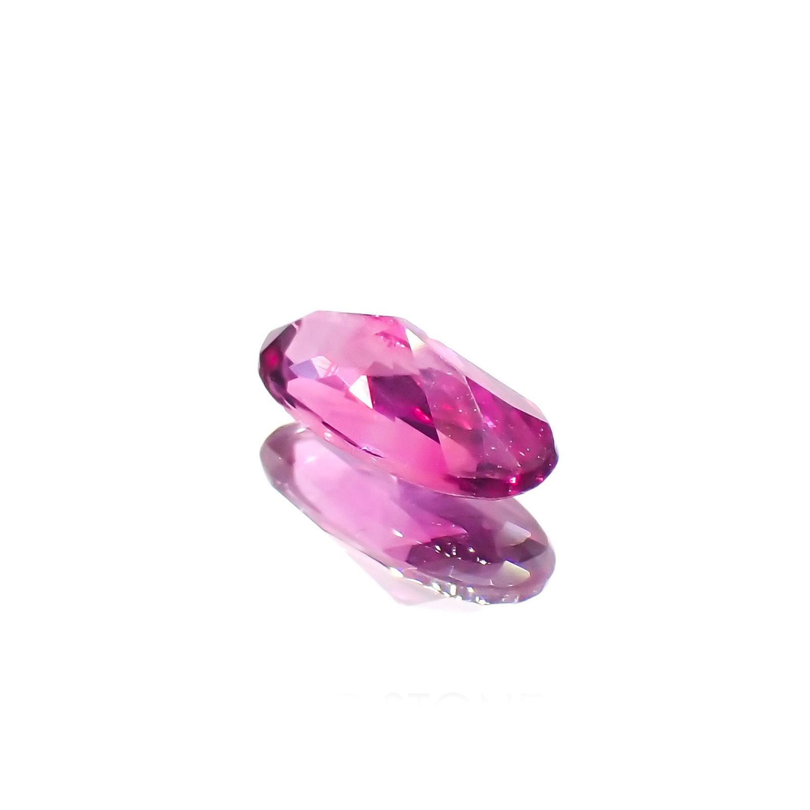 パープルサファイア パキスタン・カシミール産 0.69ct[230119880]7.7x3.6mm前後