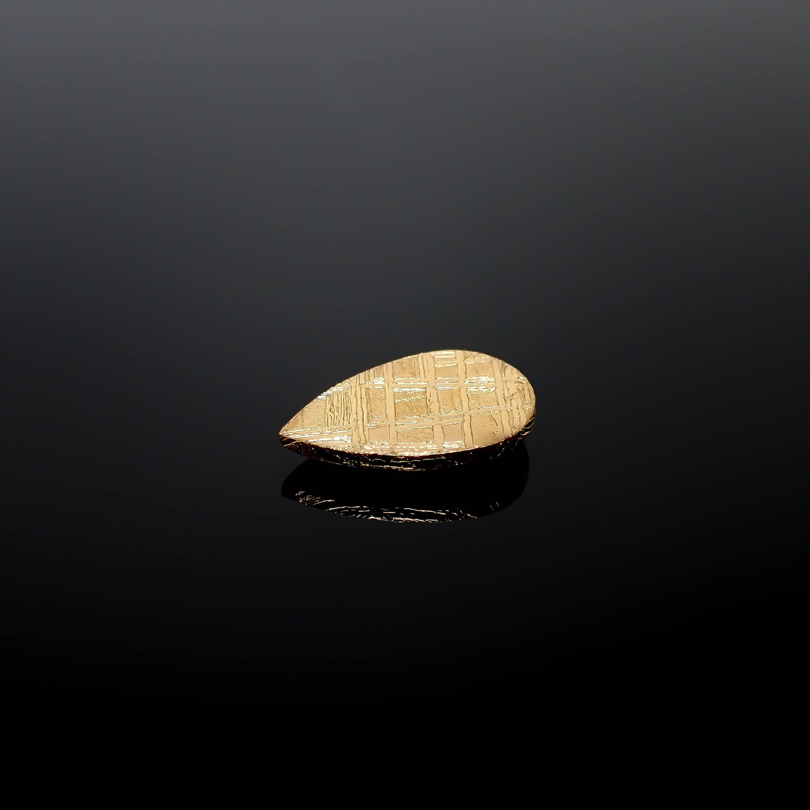 ムオニナルスタ隕石 発見地:スウェーデン 9.53ct[240125820]15.7x9.9mm前後