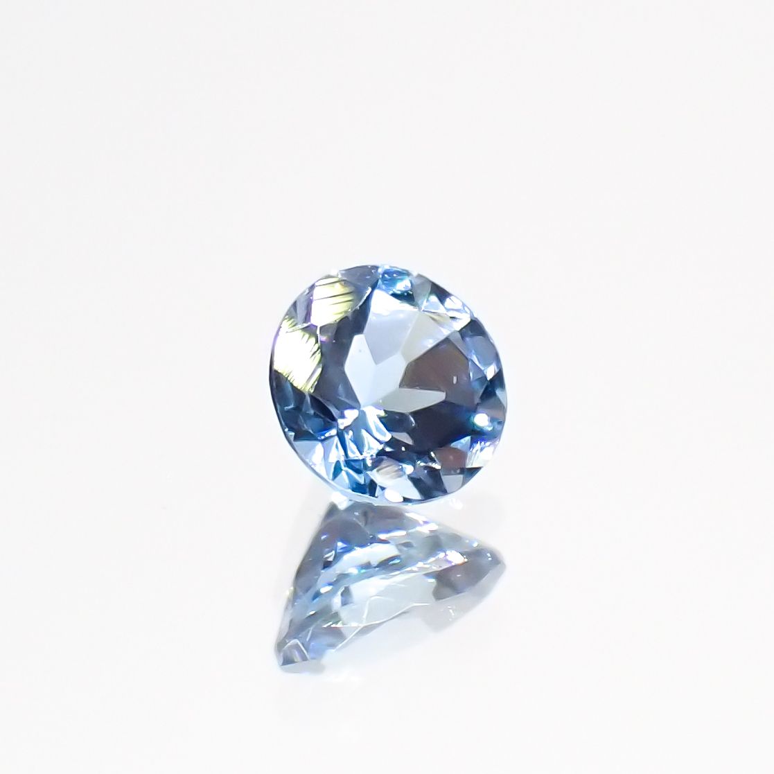 サンタマリアアクアマリン(宝石名アクアマリン)ブラジル産 0.15ct 識別済[230421851]3.5x3.5mm前後