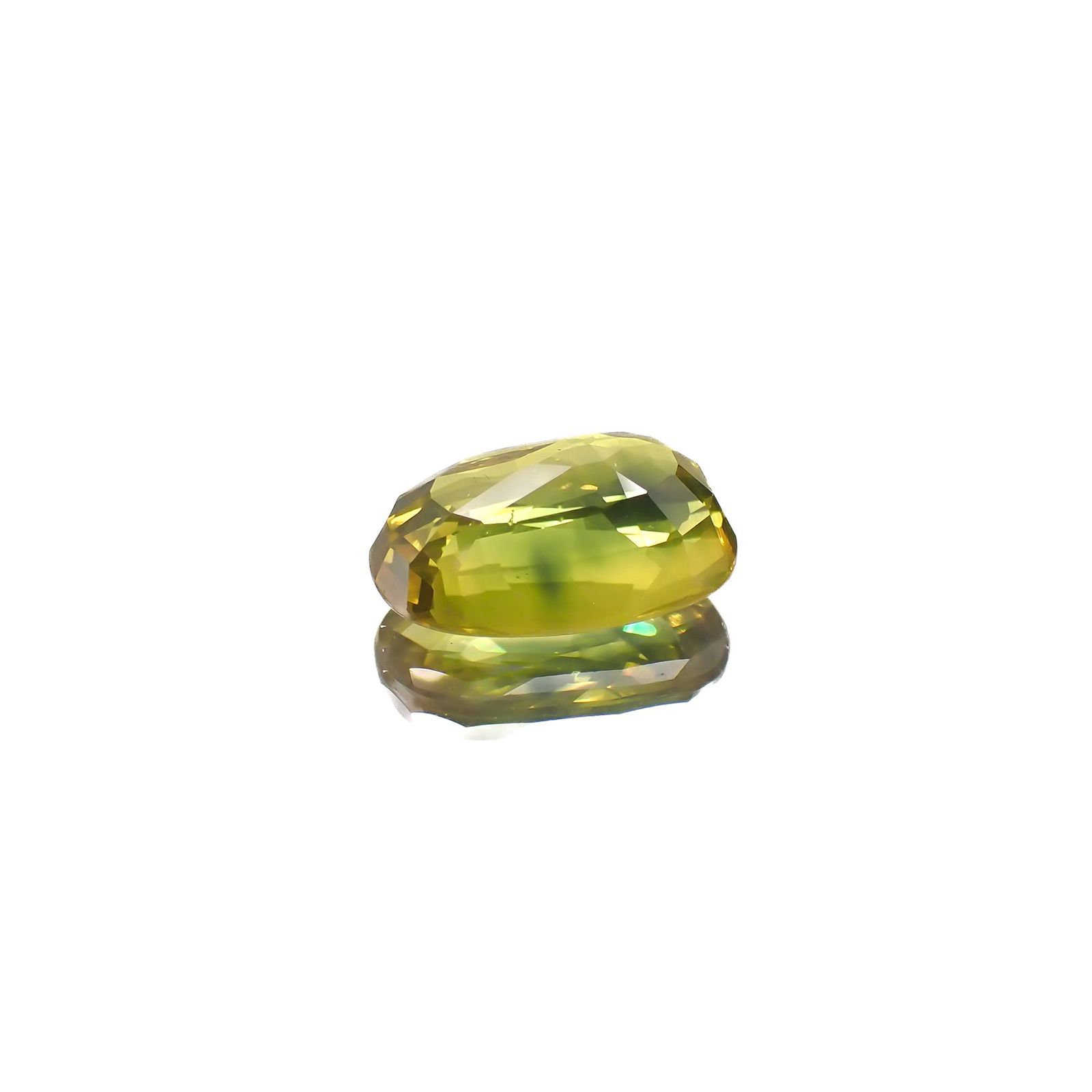 パーティカラーサファイア(宝石名パーティカラード・サファイア)タイ産 3.55ct 識別済[220717132]11x7.4mm前後