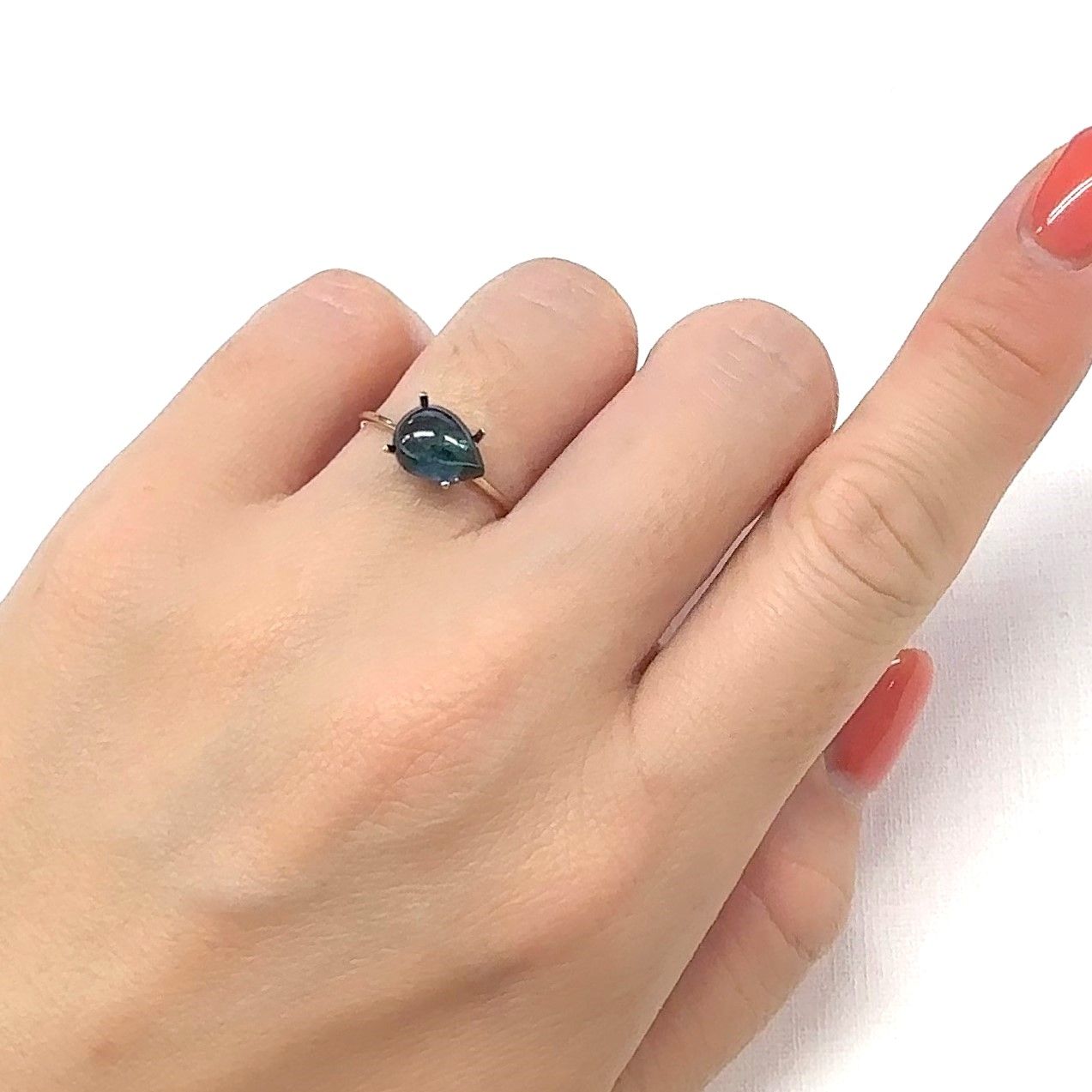ブルートルマリン ナイジェリア産 1.87ct[240928947]8.9x6.8mm前後