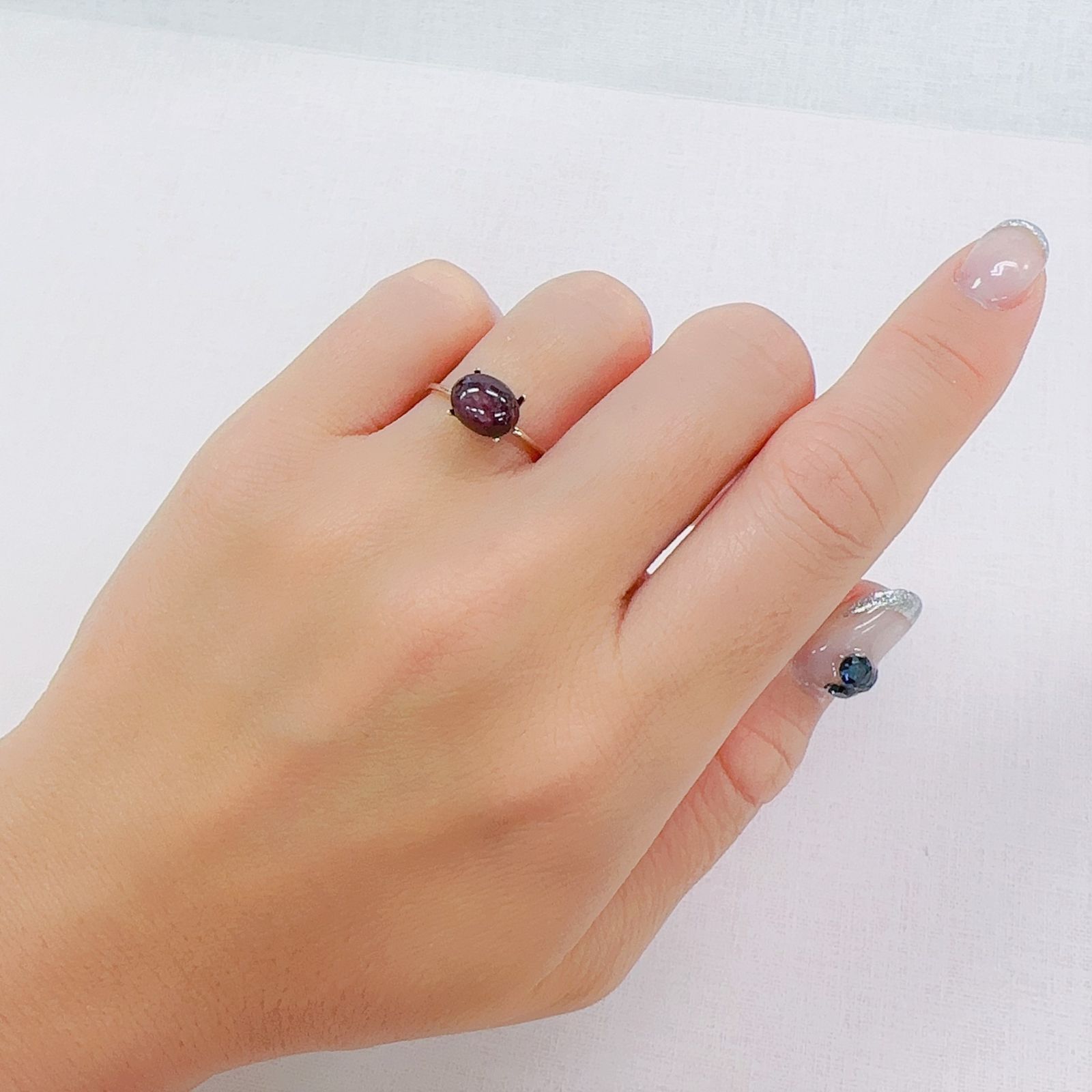 スタールビー インド産 3.85ct[230622403]8.3x6.6mm前後