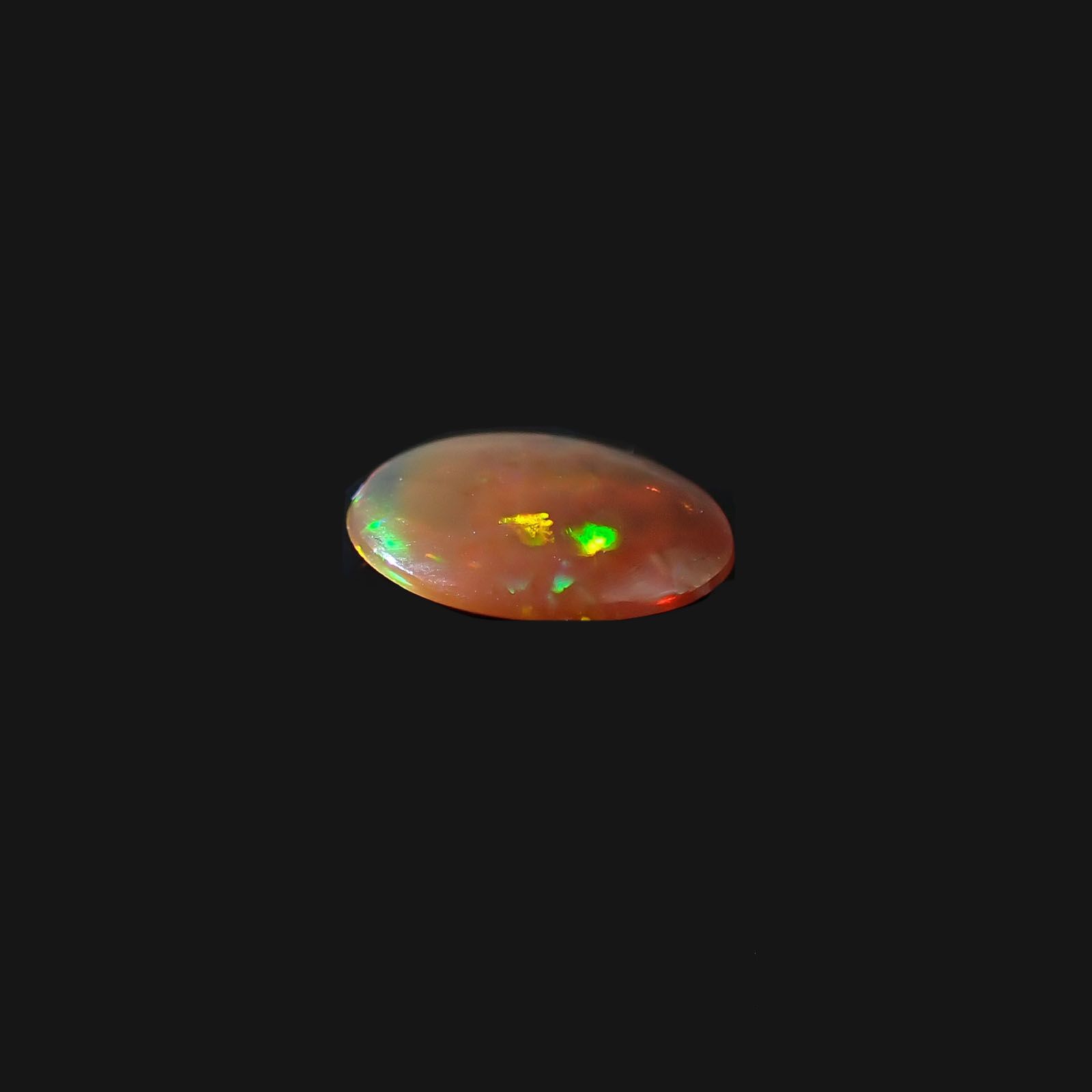 ◇ダブルカボション◇ファイヤーオパール(宝石名ファイア・オパール)メキシコ産 1.100ct ソ付(彩珠)[231023918]10.3x7.7mm前後