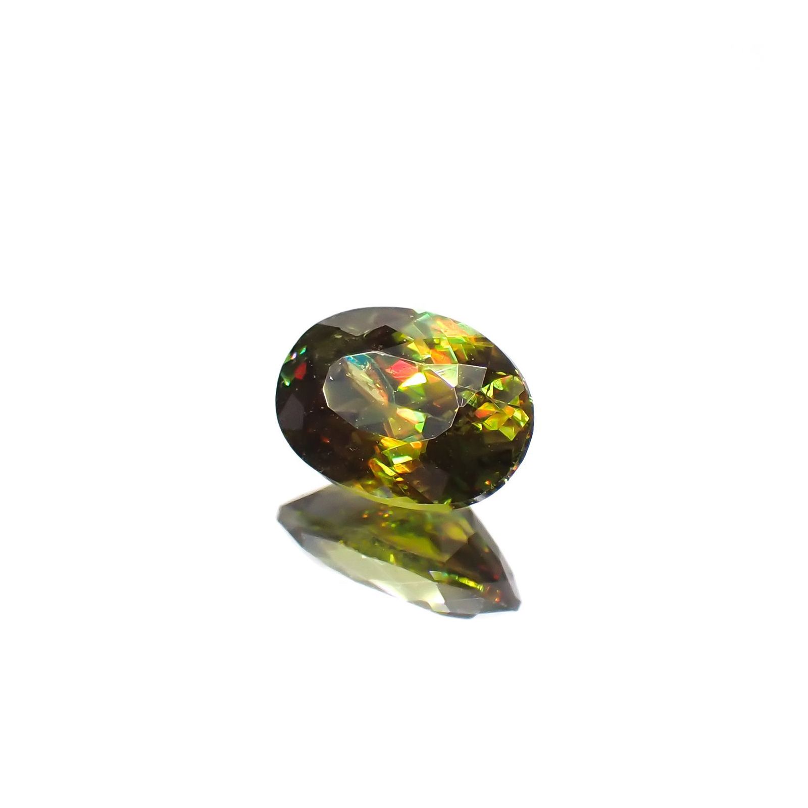 カラーチェンジスフェーン パキスタン産 1.02ct[221119183]7.3x5.2mm前後