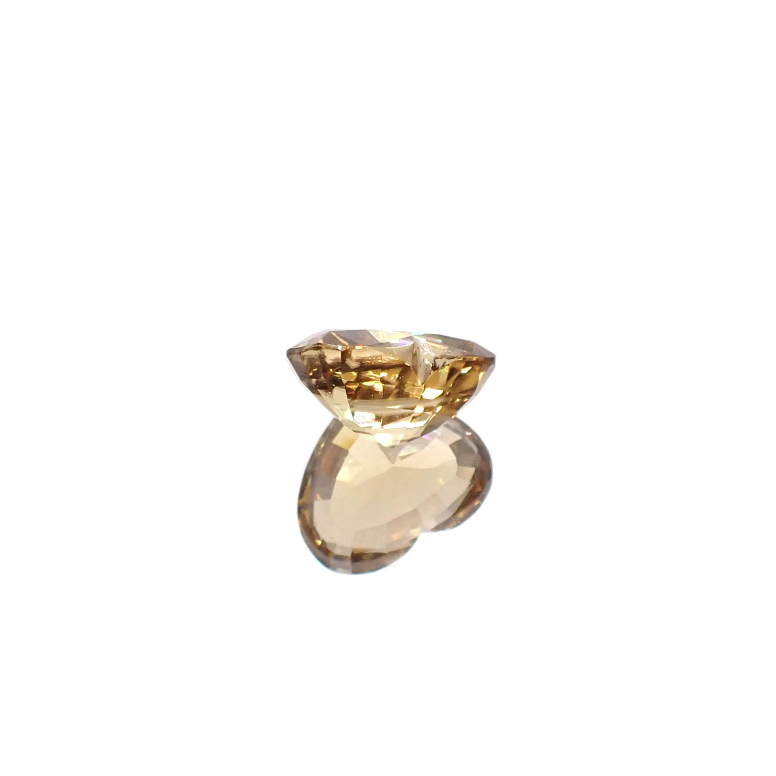 シンハライト(宝石名シンハライト)スリランカ産 6.582ct ソ付(彩珠)[240527767]10.6x13.2mm前後