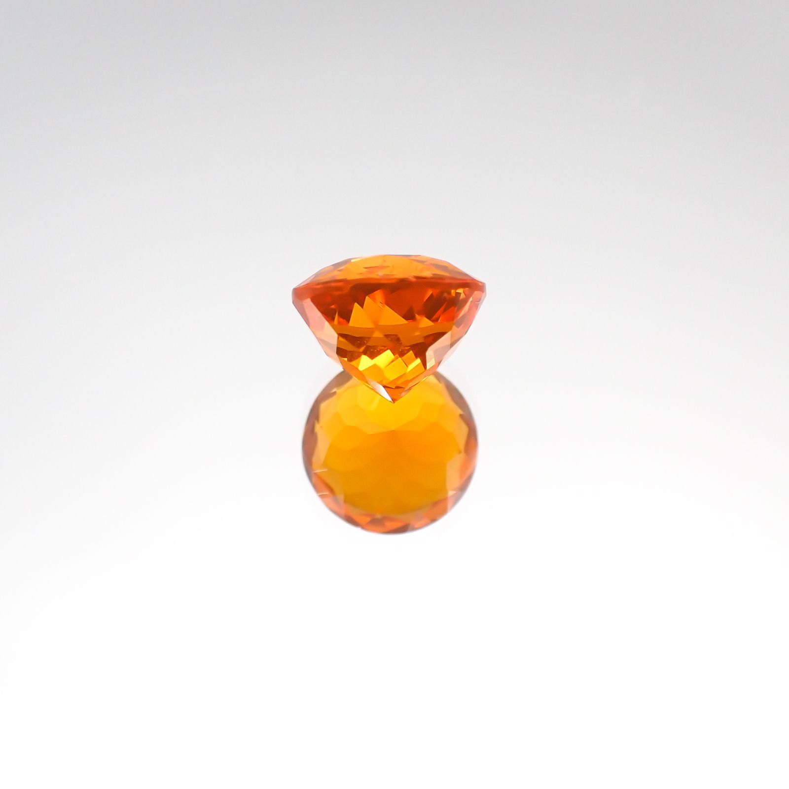ファイヤーオパール(宝石名ファイヤー・オパール)メキシコ産 1.28ct 識別済[231124109]7.5x7.5mm前後