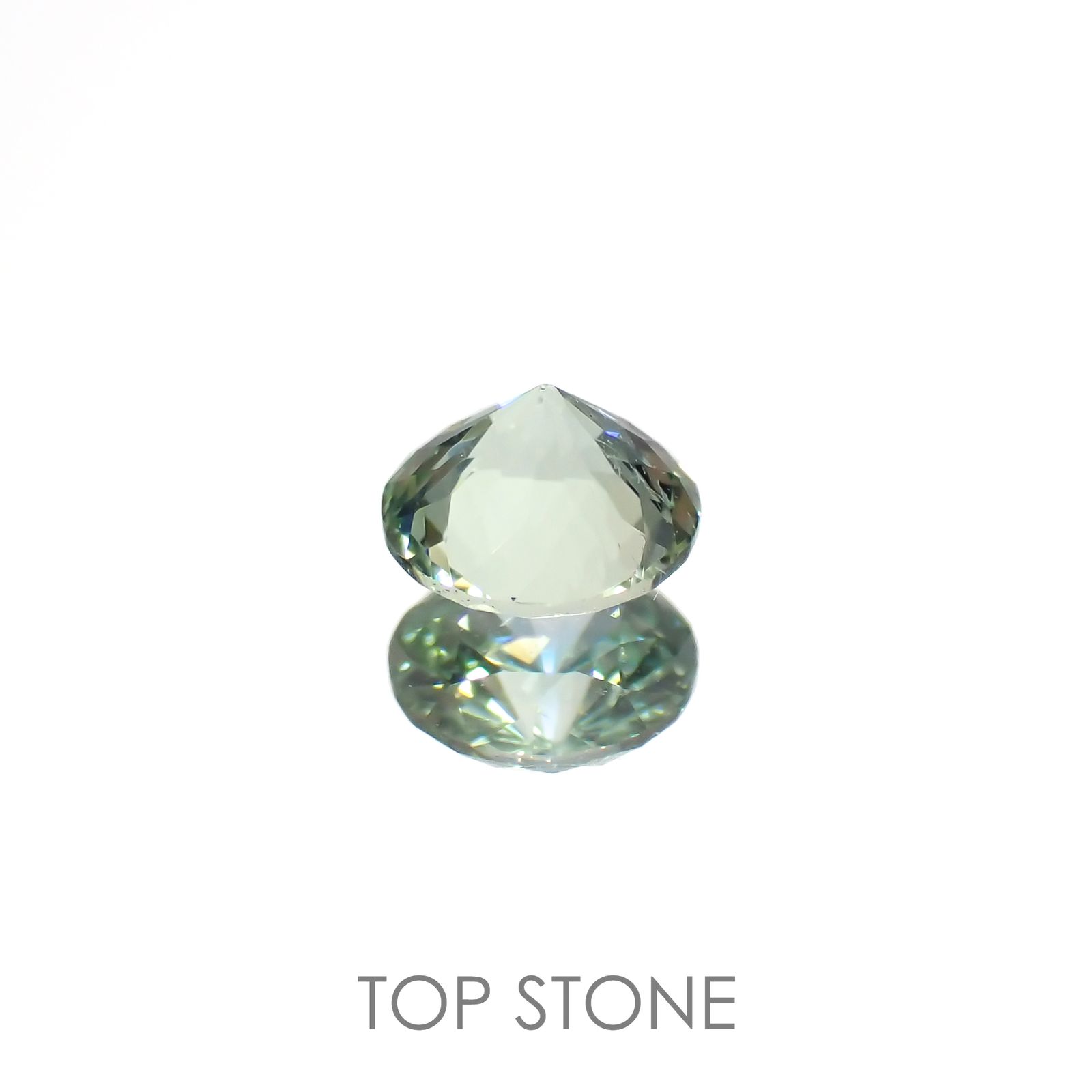 バナジウムコーネルピン(宝石名コーネルピン)タンザニア・タンガ州産 0.24ct 識別済[220716762]3.9x3.9mm前後
