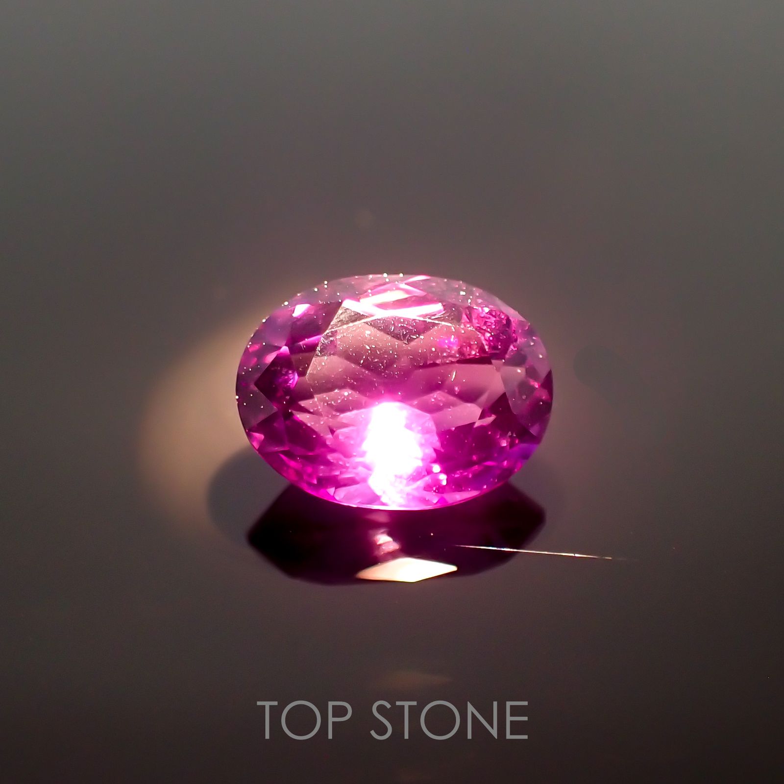 カラーシフトアメジスト(宝石名アメシスト)ブラジル/ウルグアイ産 1.21ct 識別済[220113979]8.2x6.2mm前後