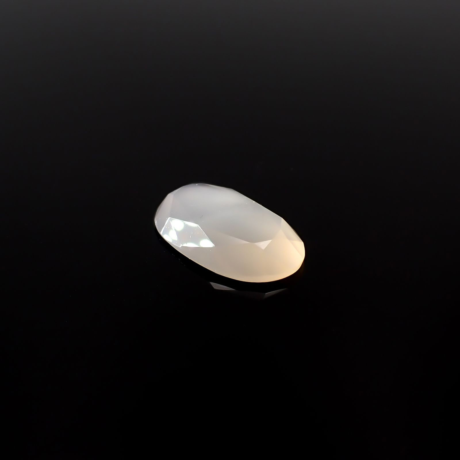アイリスカルセドニー ブラジル・ミナスジェライス州産 3.45ct[240527813]15.4x9.4mm前後