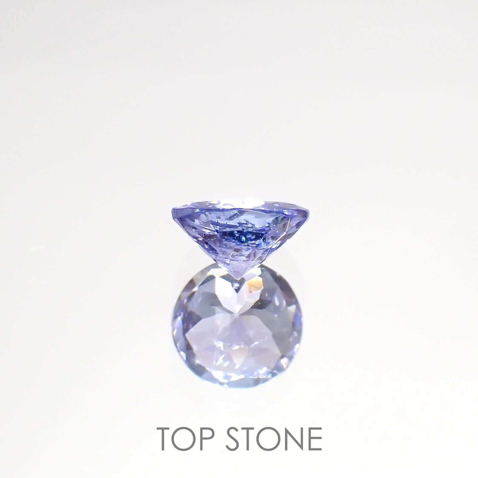 タンザナイト(宝石名タンザナイト)タンザニア産 0.70ct 識別済[220516041]5.9x5.8mm前後