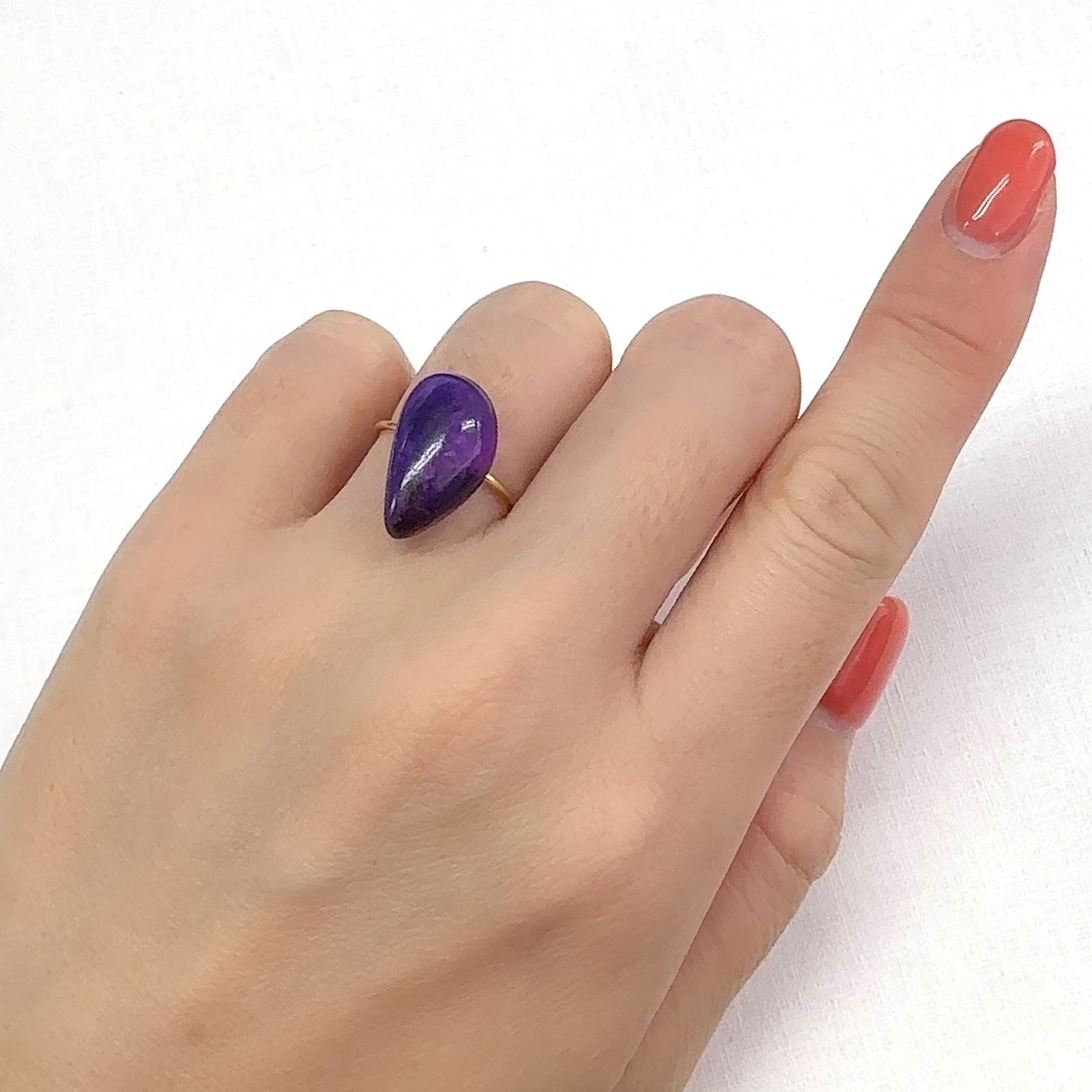 ◇フリーフォーム◇スギライト 南アフリカ産 6.29ct[220114301]17.4x9.9mm前後