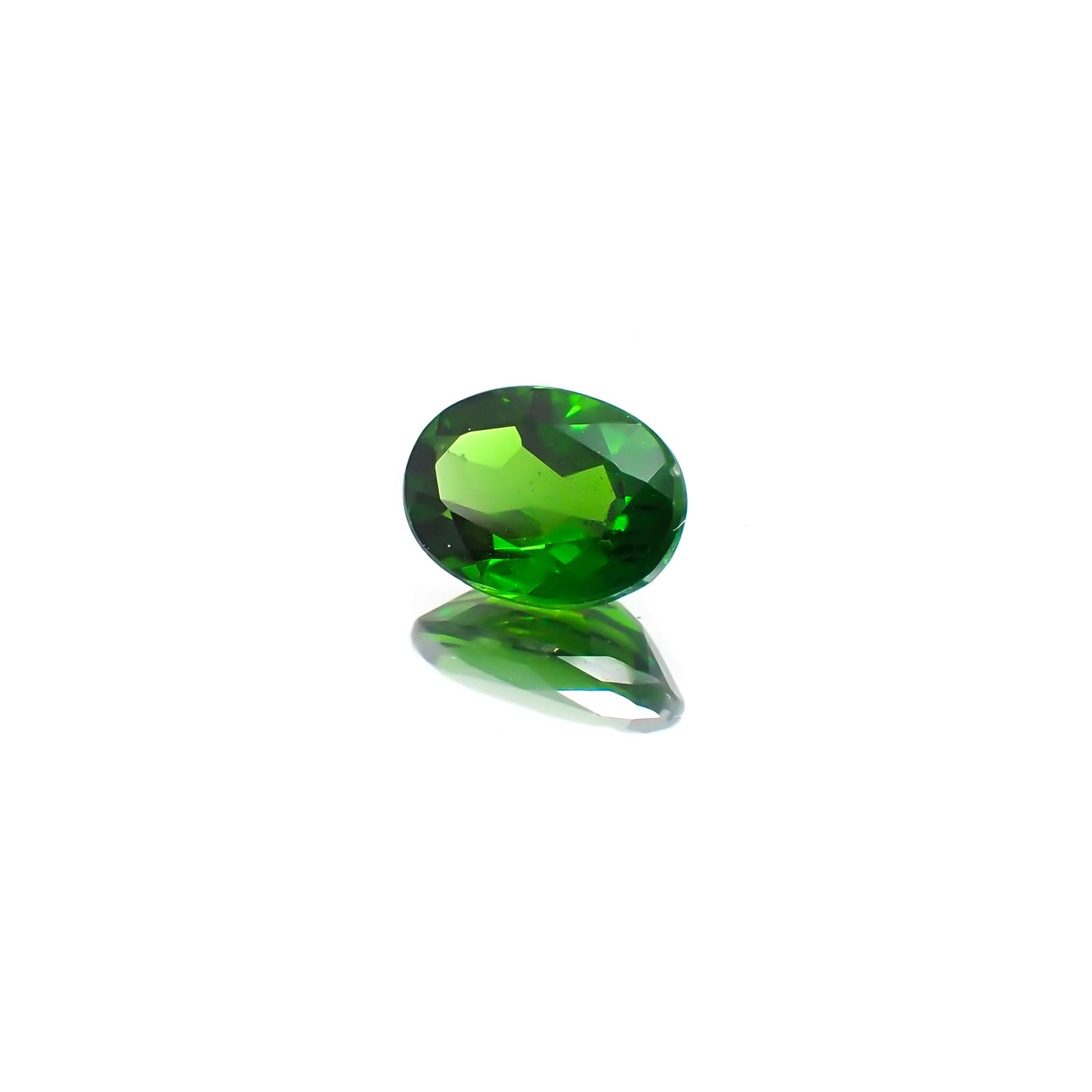 クロムダイオプサイド(宝石名クロム・ダイオプサイド) ロシア産 0.81ct 識別済[21059927]7.1×5.1mm前後