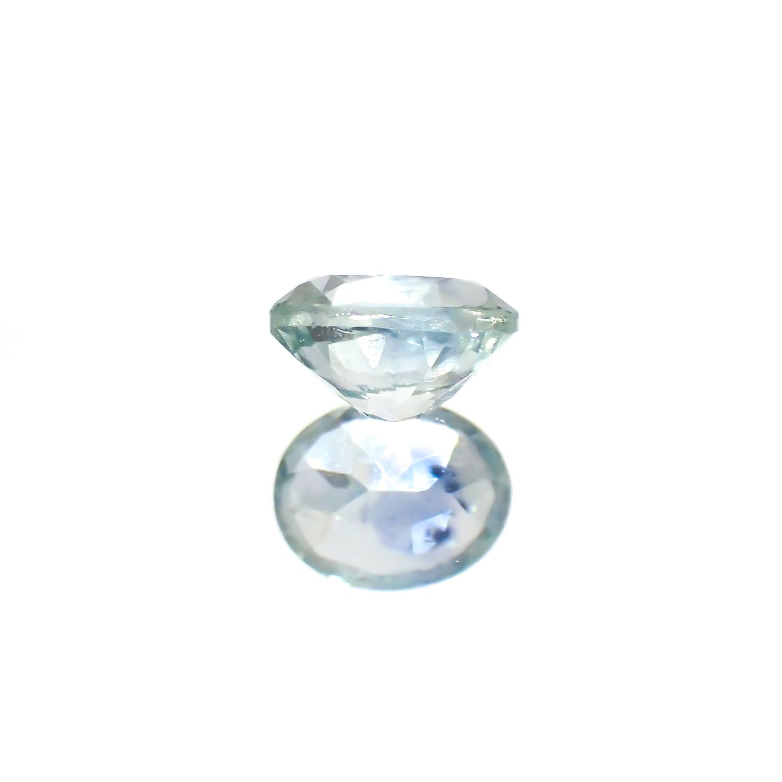 モンタナサファイア(宝石名サファイア)アメリカ・モンタナ州産 0.50ct 識別済[250114641]5x3.9mm前後