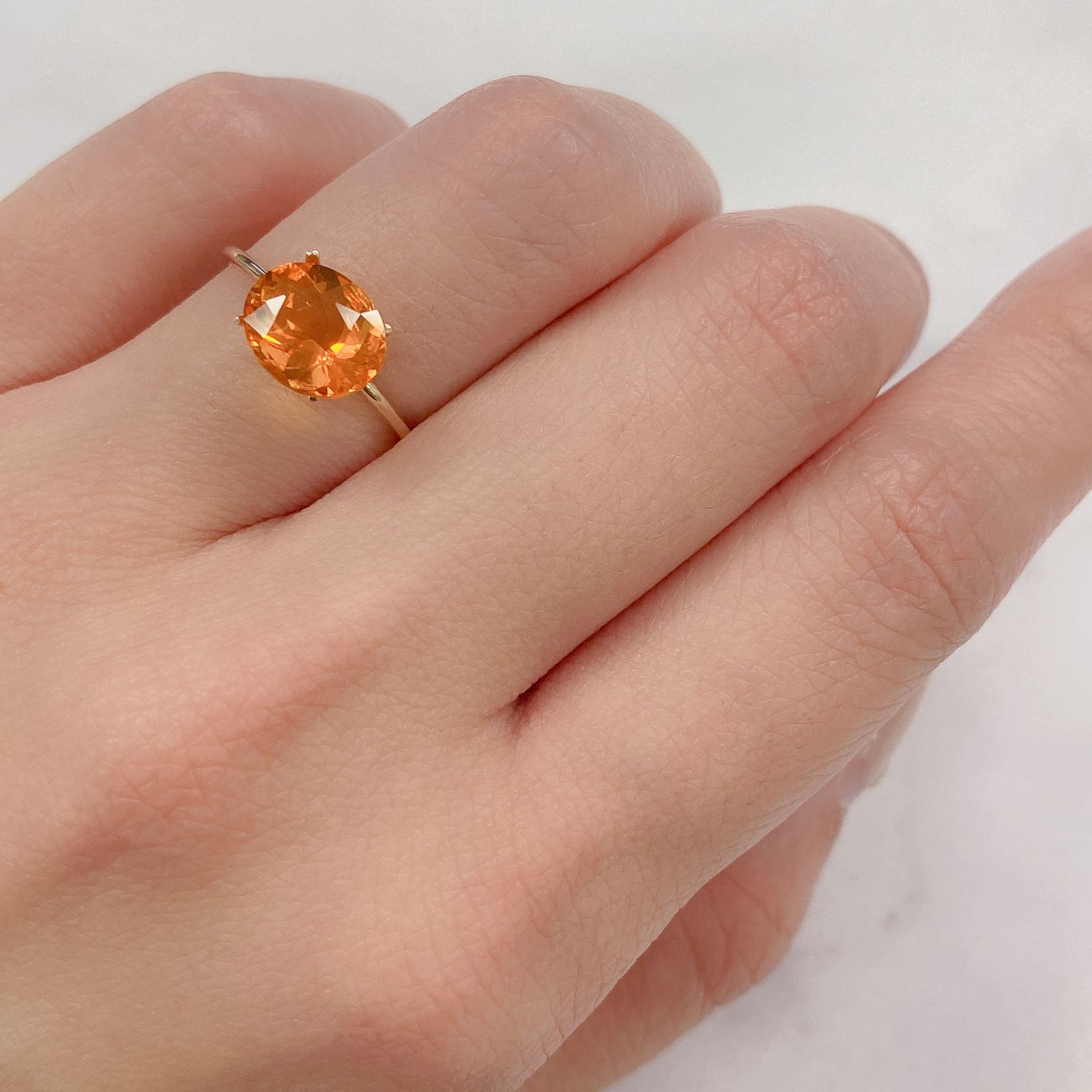 ファイヤーオパール(宝石名ファイヤー・オパール) メキシコ産 1.38ct 識別済[20117523]9.1×7.5mm前後