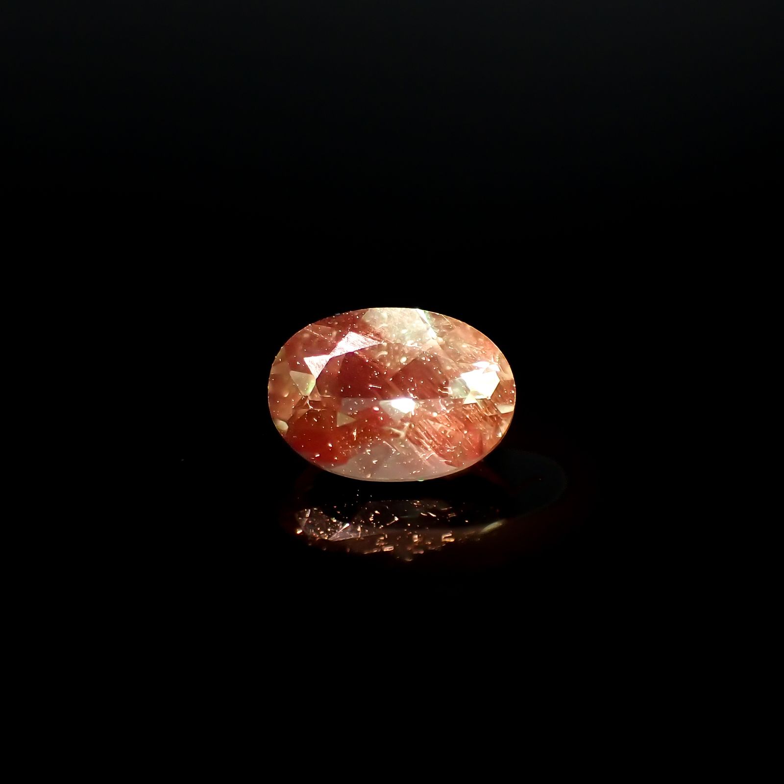 カラーチェンジアンデシン モンゴル産 0.79ct[240226329]7.1x4.9mm前後