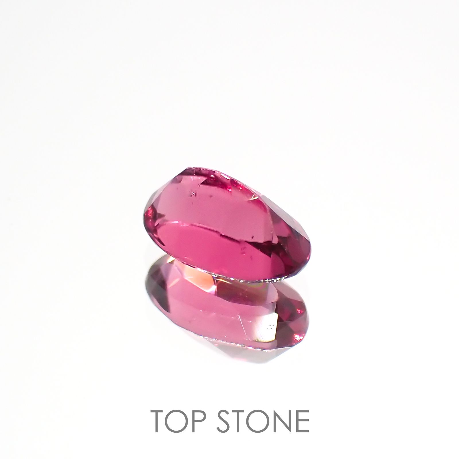 ルベライト ブラジル・ミナスジェライス州産 0.46ct[221018302]5.8x3.7mm前後