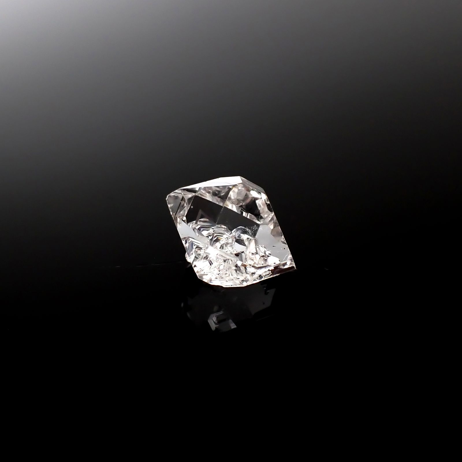 ハーキマーダイヤモンド 原石 アメリカ・ニューヨーク州産 2.16ct[240226350]10.3x7.4mm前後