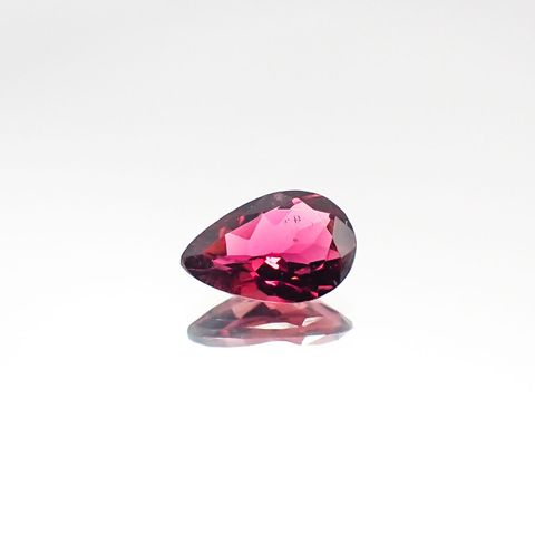 パープルトルマリン(宝石名パープル・トルマリン)ブラジル産 0.65ct 識別済[231023896]7.7x5mm前後
