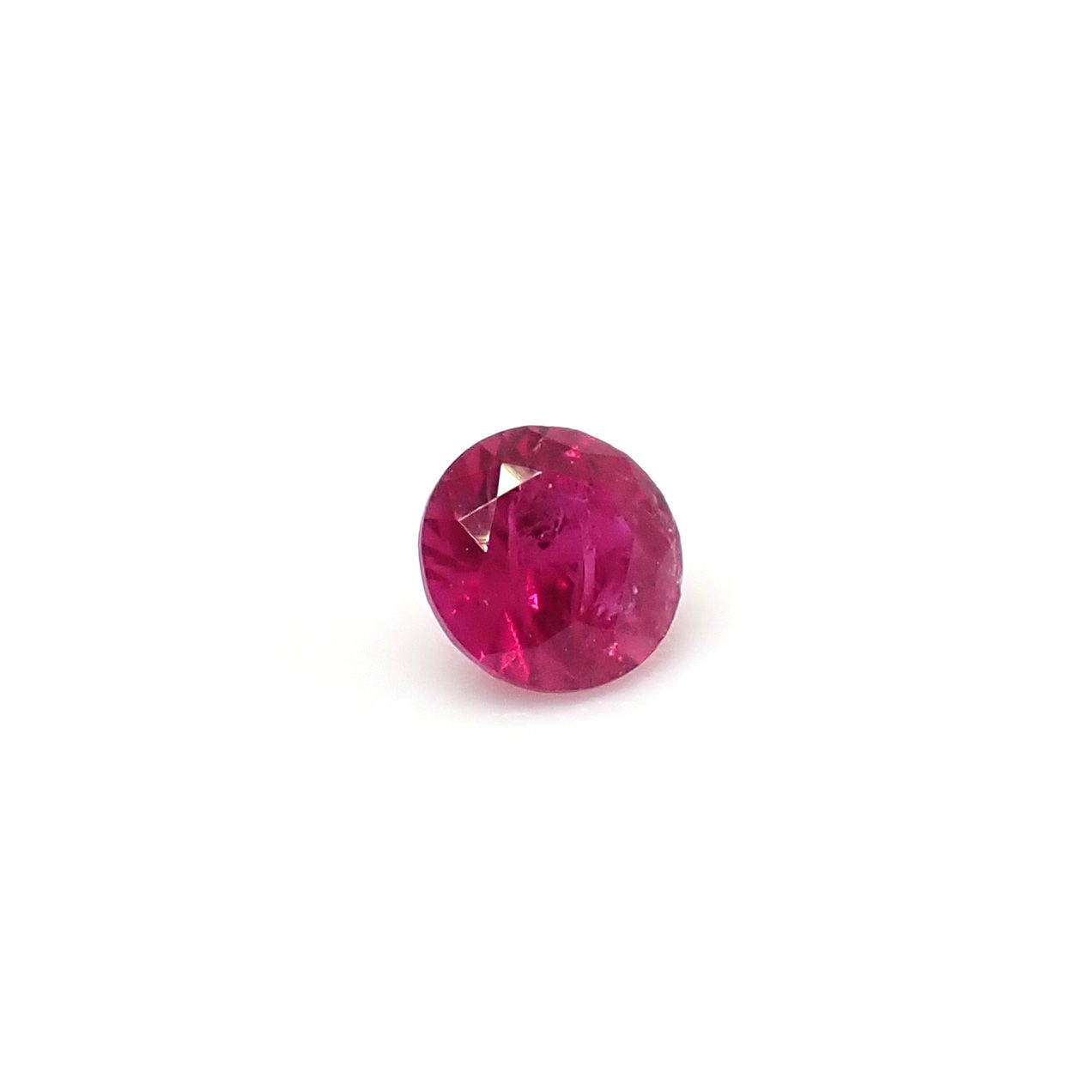 ルビー グリーンランド産 0.15ct / 3x3mm前後 [261033224]