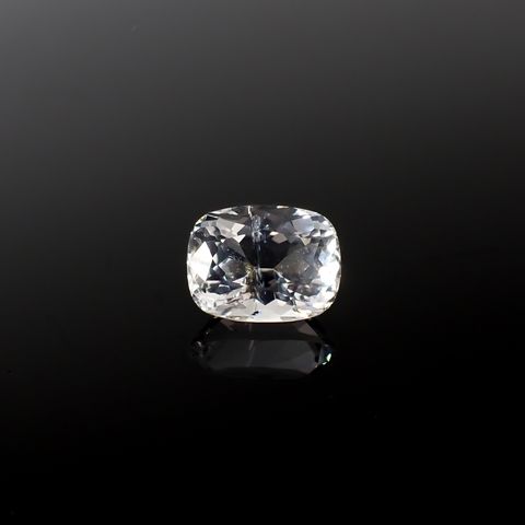 ベリロナイト(宝石名ベリロナイト)パキスタン産 2.916ct ソ付(日独)[240327015]9.74x7.52mm前後